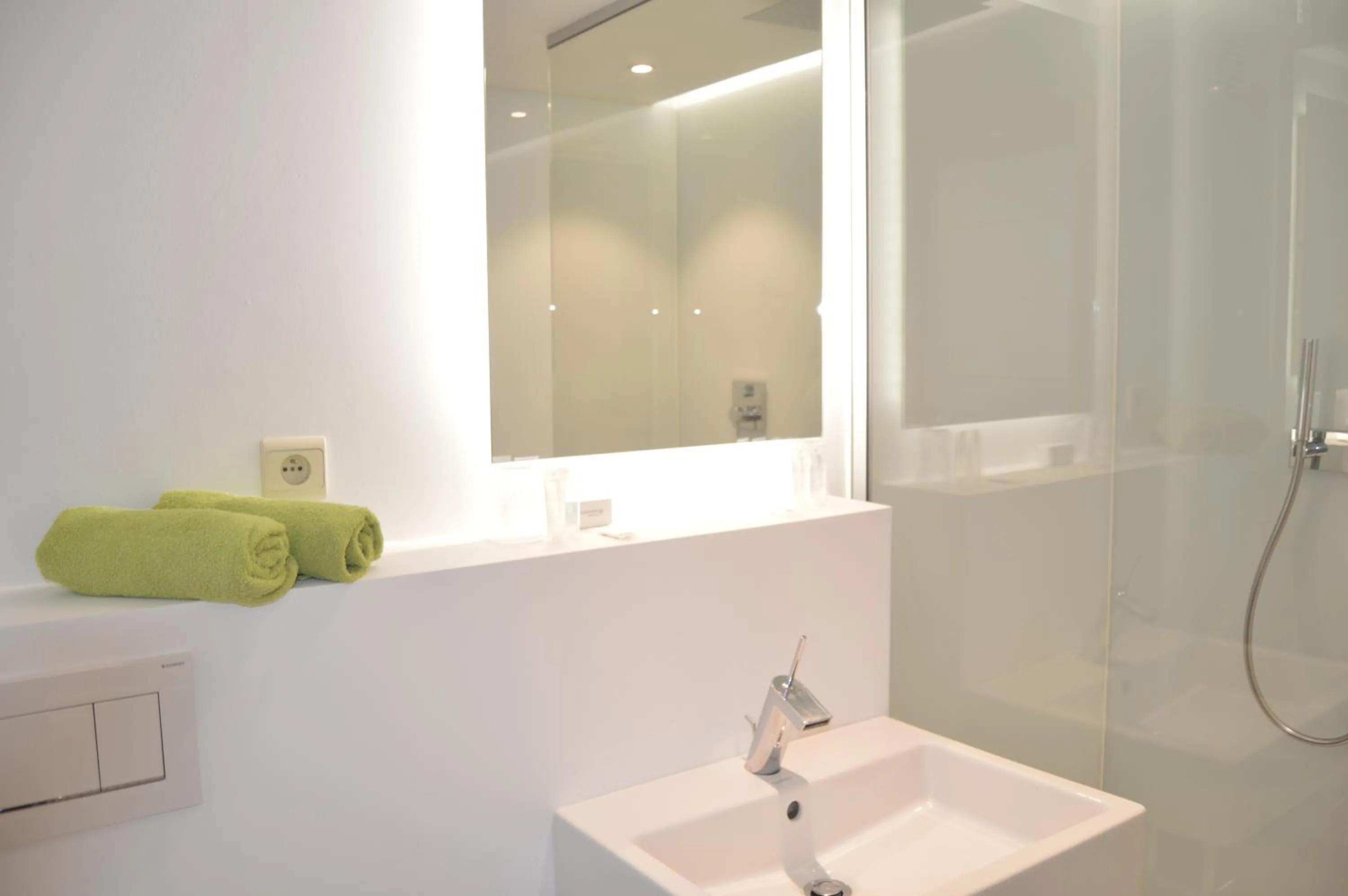 Bathroom in Hotel Côté Cour