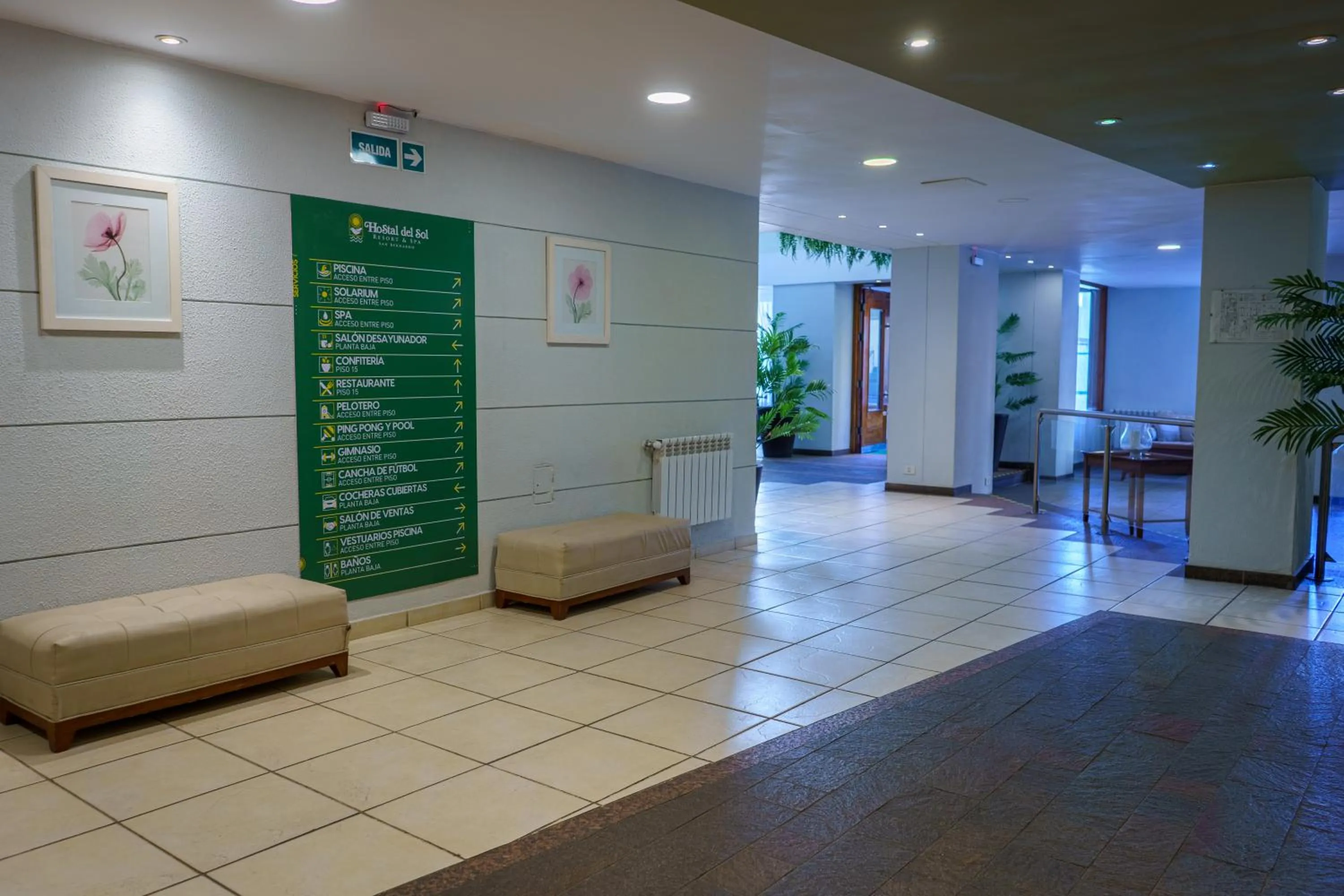 Living room in Hostal del Sol