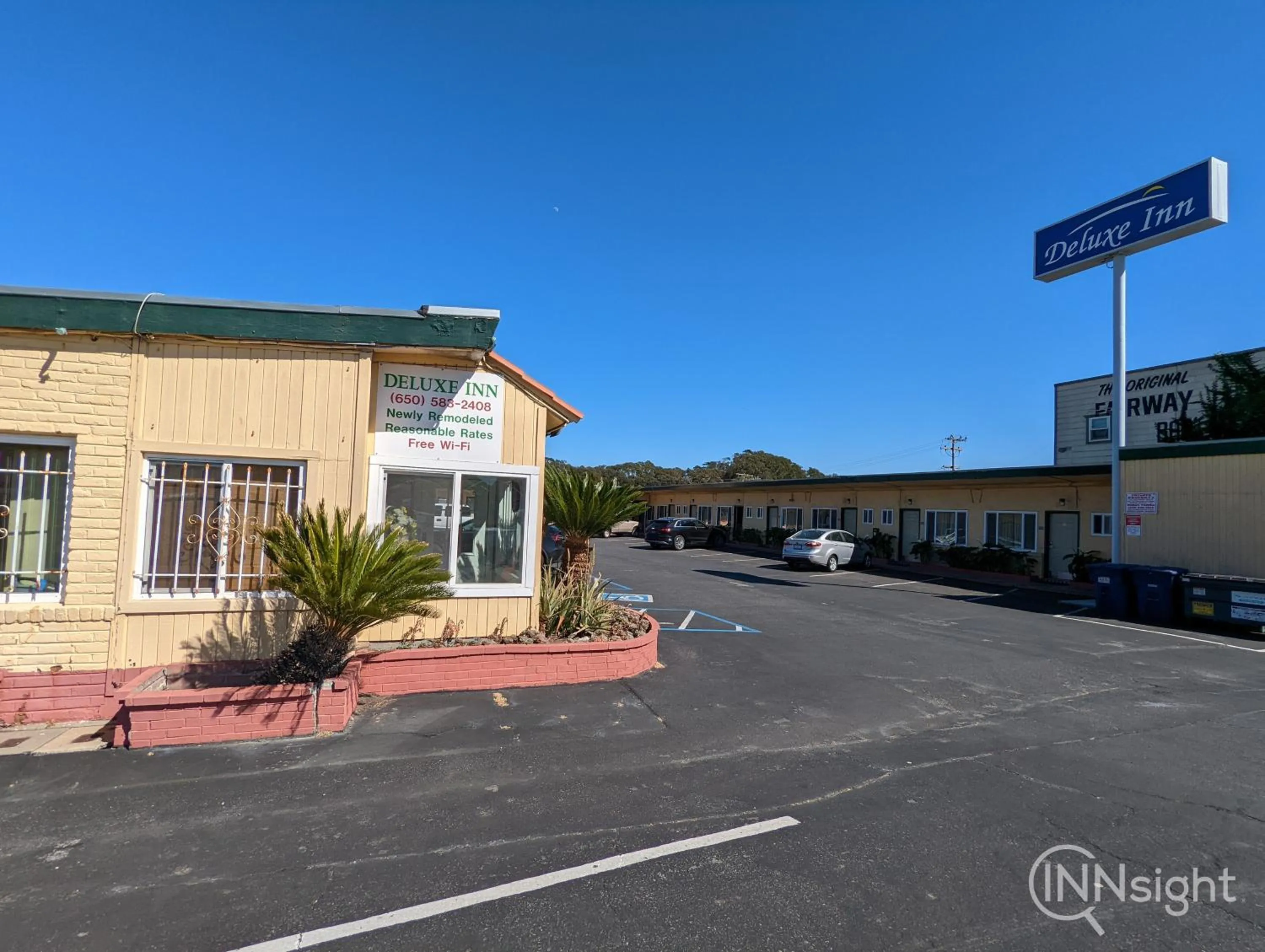 Property building in Deluxe Inn