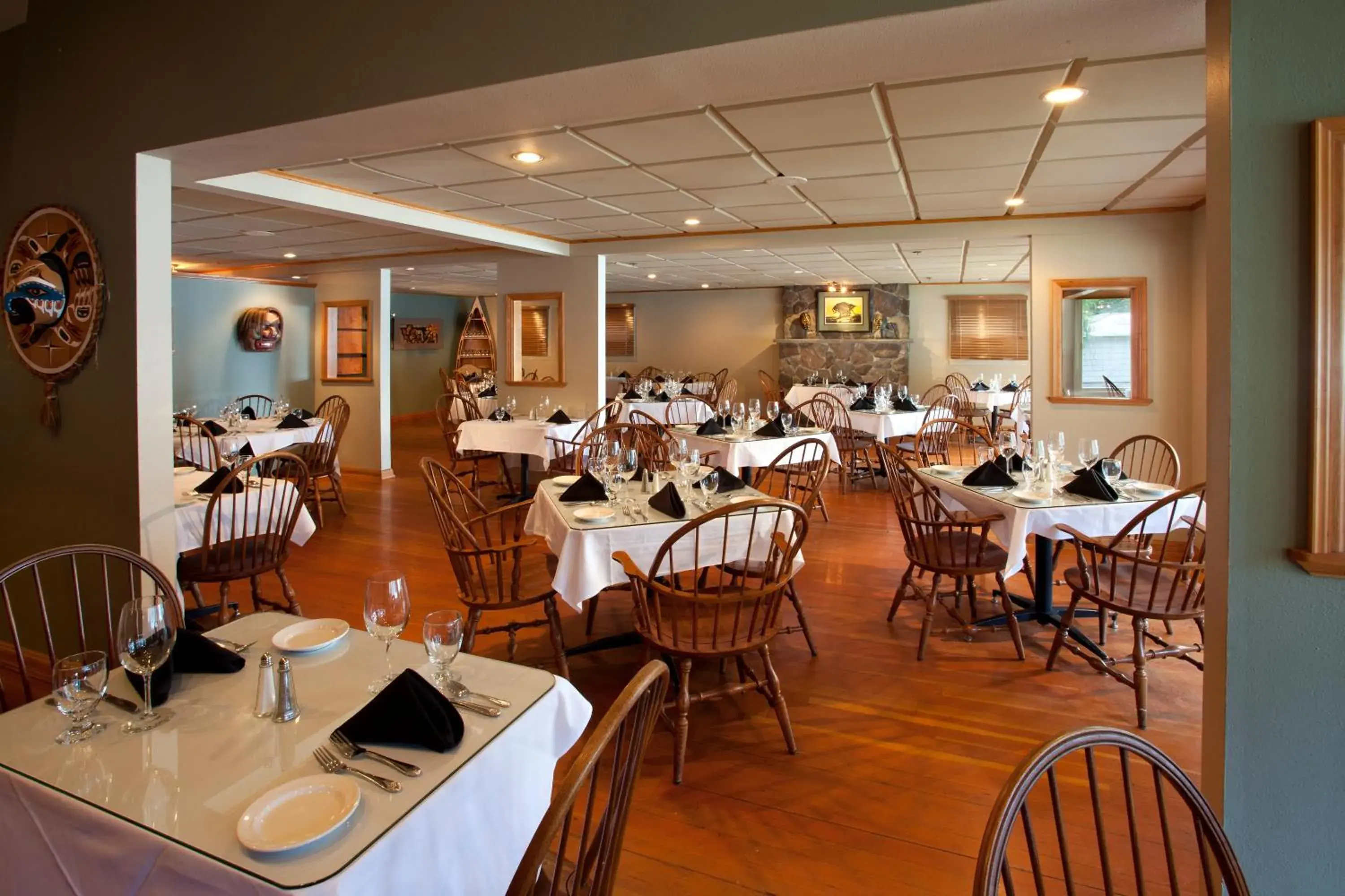 Restaurant/places to eat in Lake Crescent Lodge Restaurant/places to eat in Lake Crescent Lodge