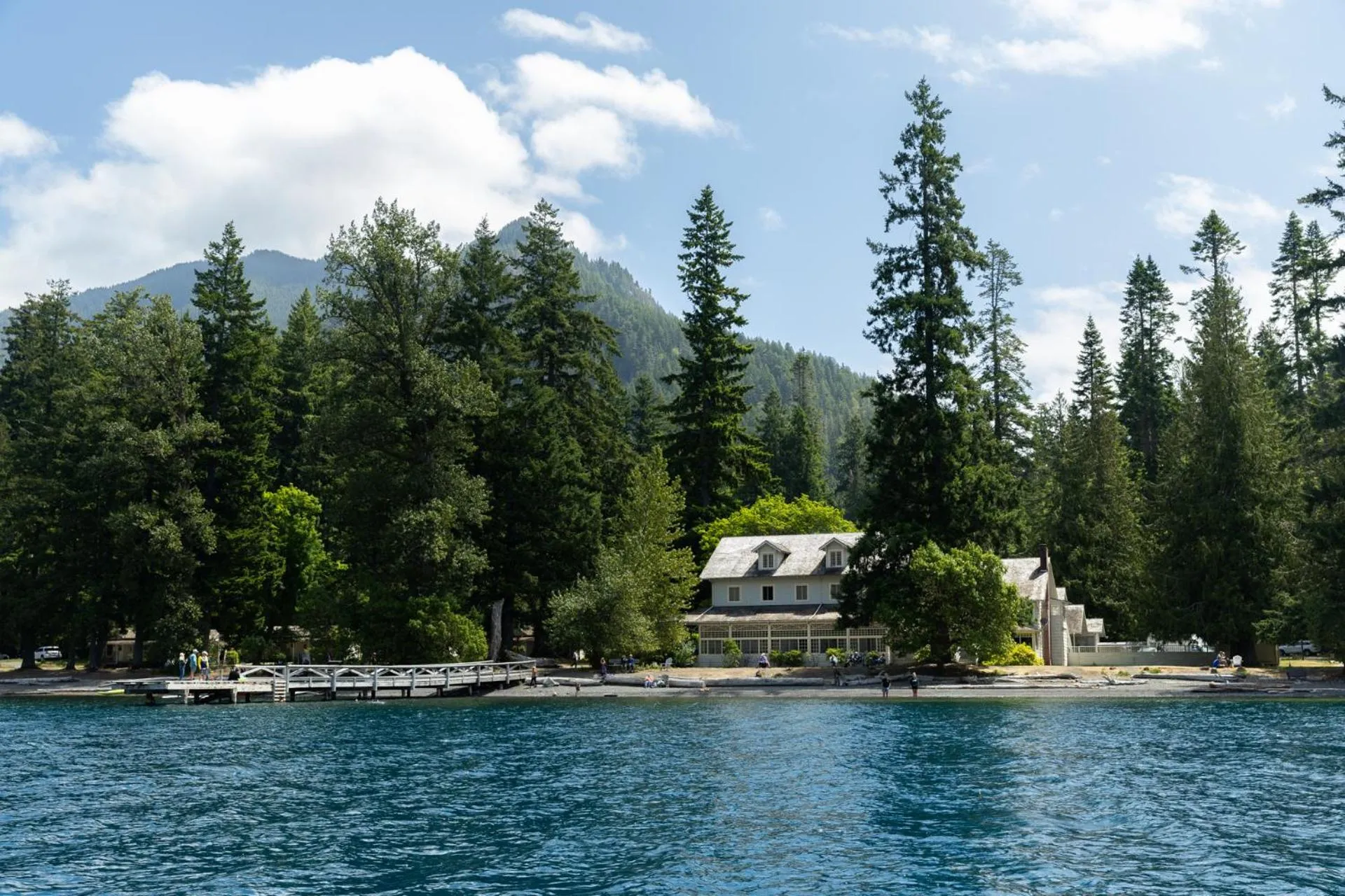 Property building in Lake Crescent Lodge