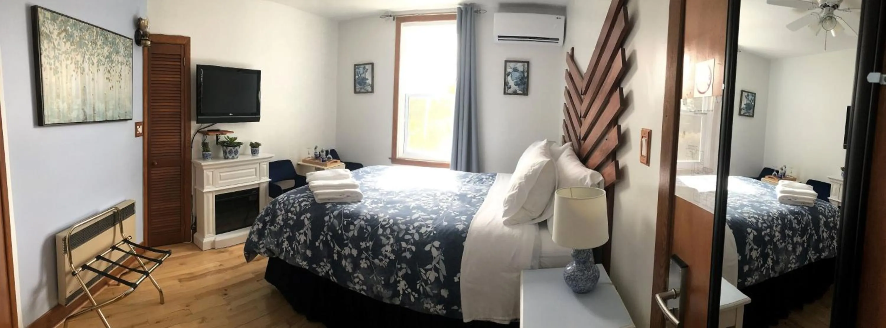 Photo of the whole room in Auberge Clos-Joli