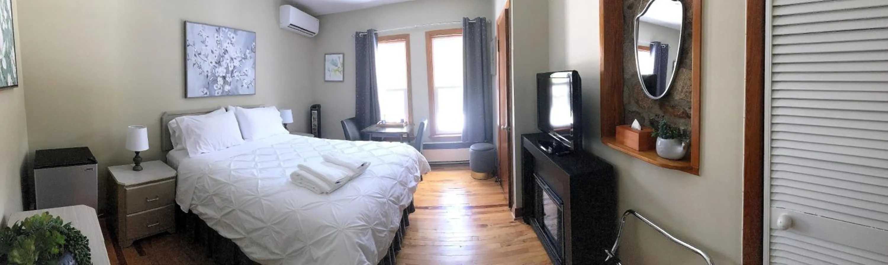 Photo of the whole room in Auberge Clos-Joli