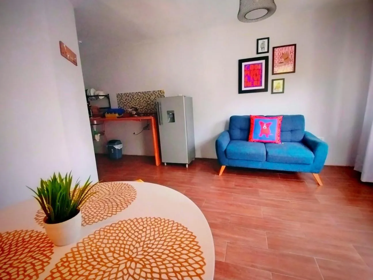 Casa Naranja