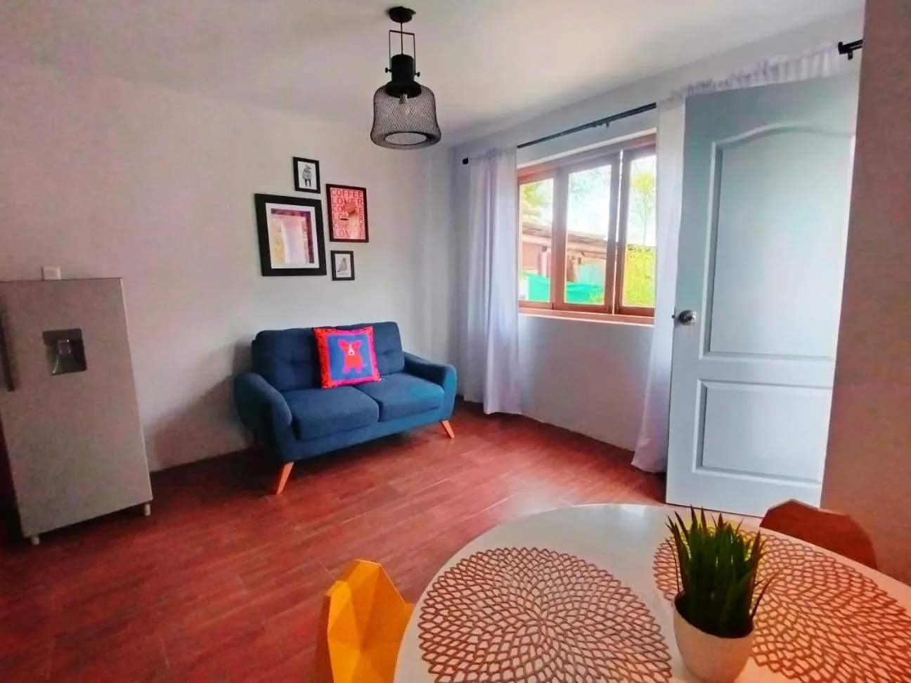 Casa Naranja