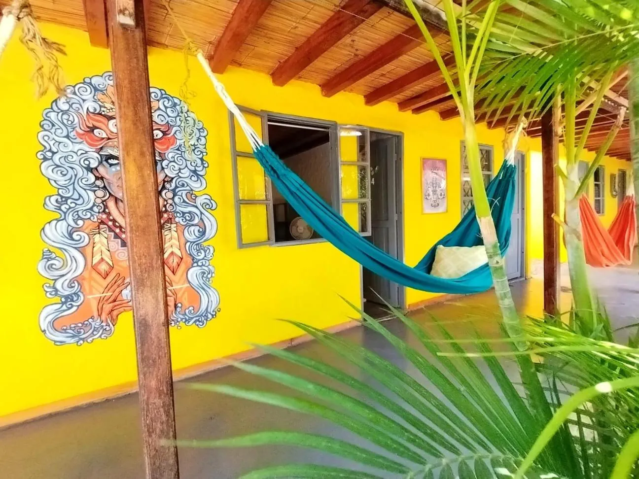 Casa Naranja