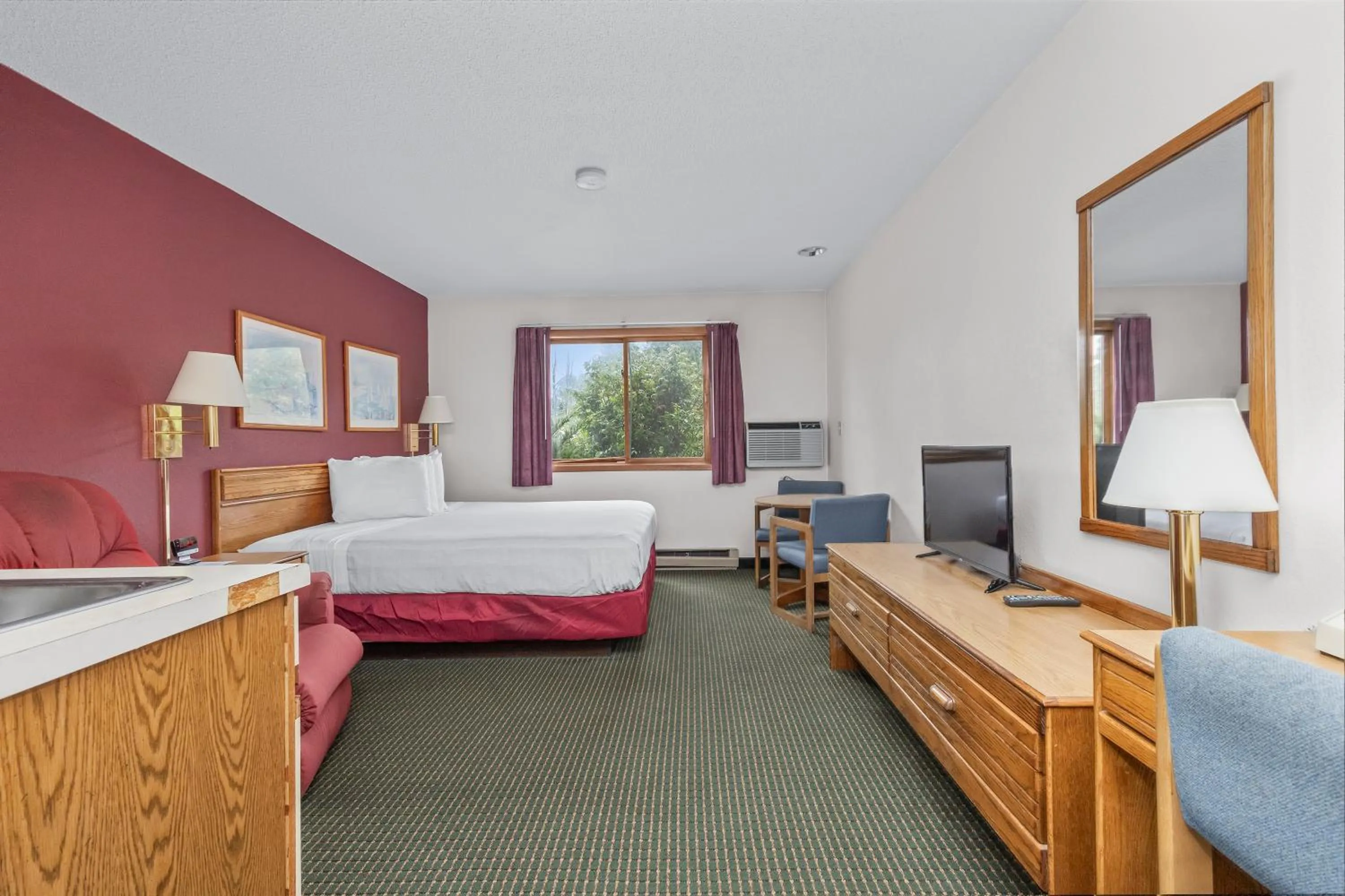 Bedroom, Bed in Wautoma Inn by OYO near Airport WI 73