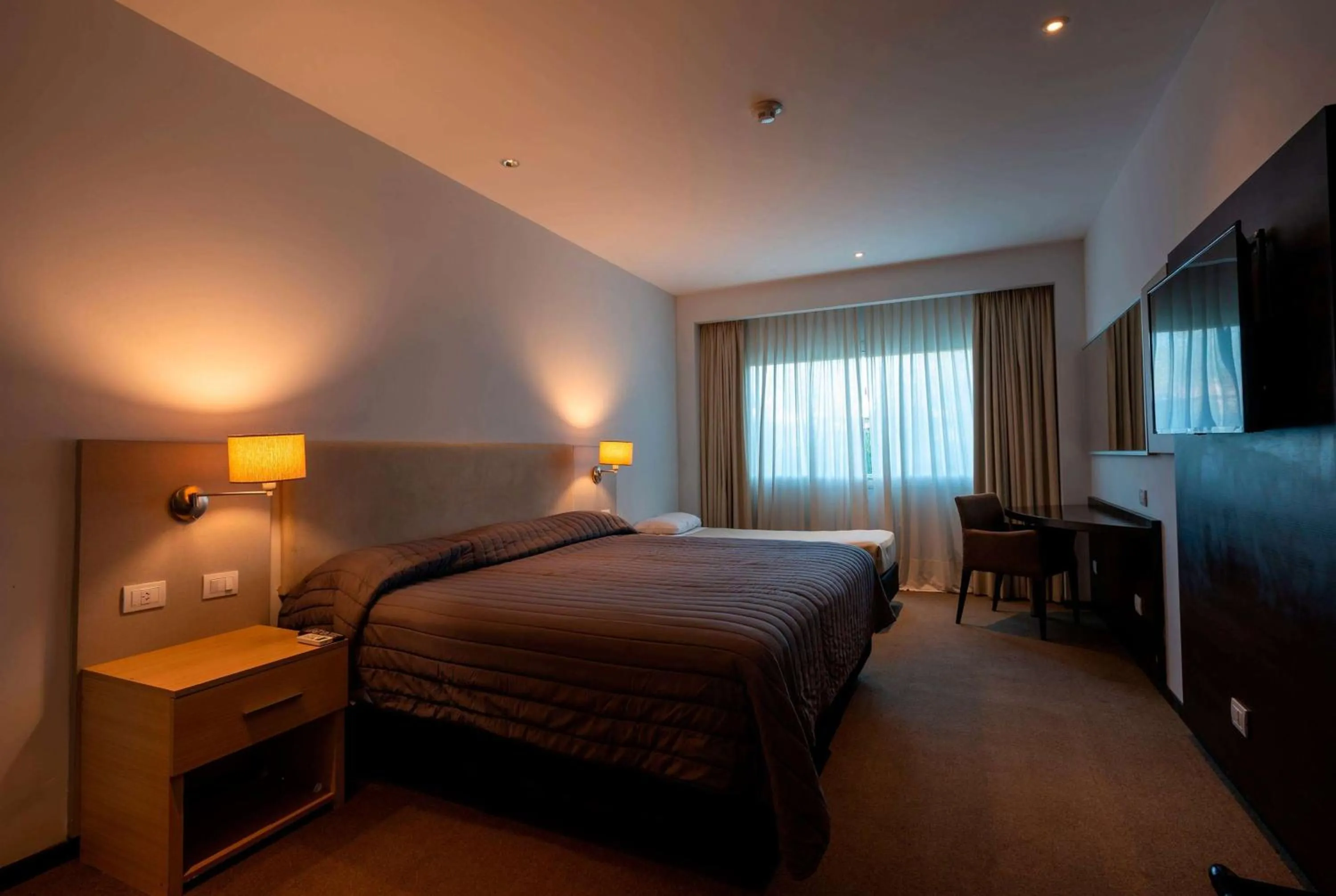 Photo of the whole room in Howard Johnson Plaza Villa Carlos Paz