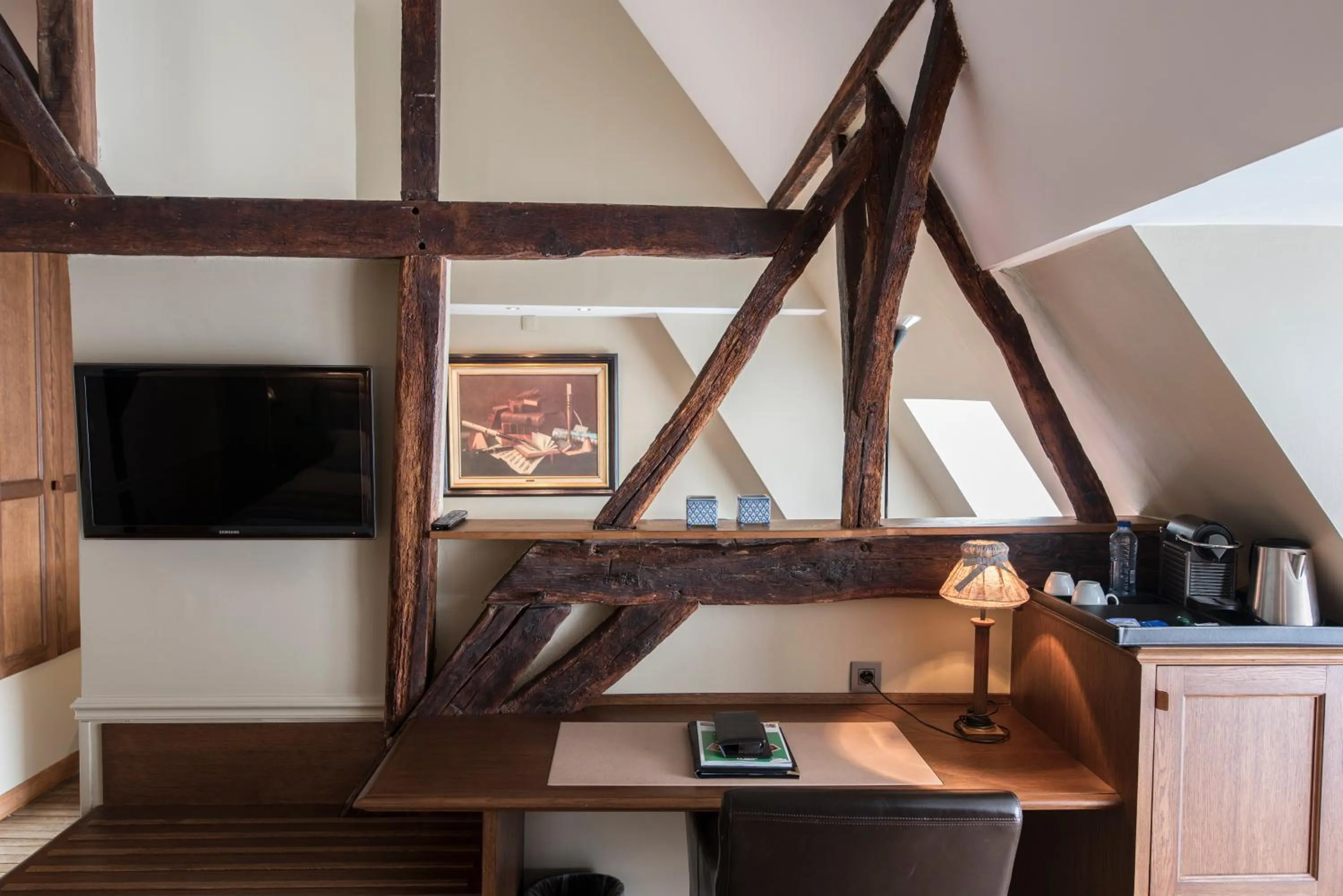 Coffee/tea facilities in Hotel le Dixseptieme