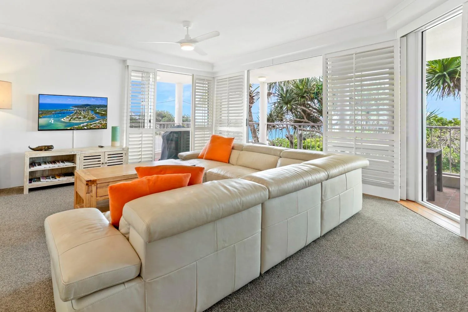 Living room in Sun, sand, and surf, Sunrise Beach