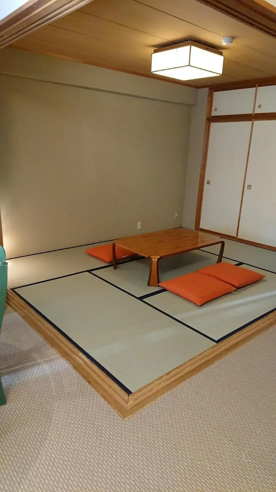 Photo of the whole room in Sundance Resort Kawaguchiko Photo of the whole room in Sundance Resort Kawaguchiko