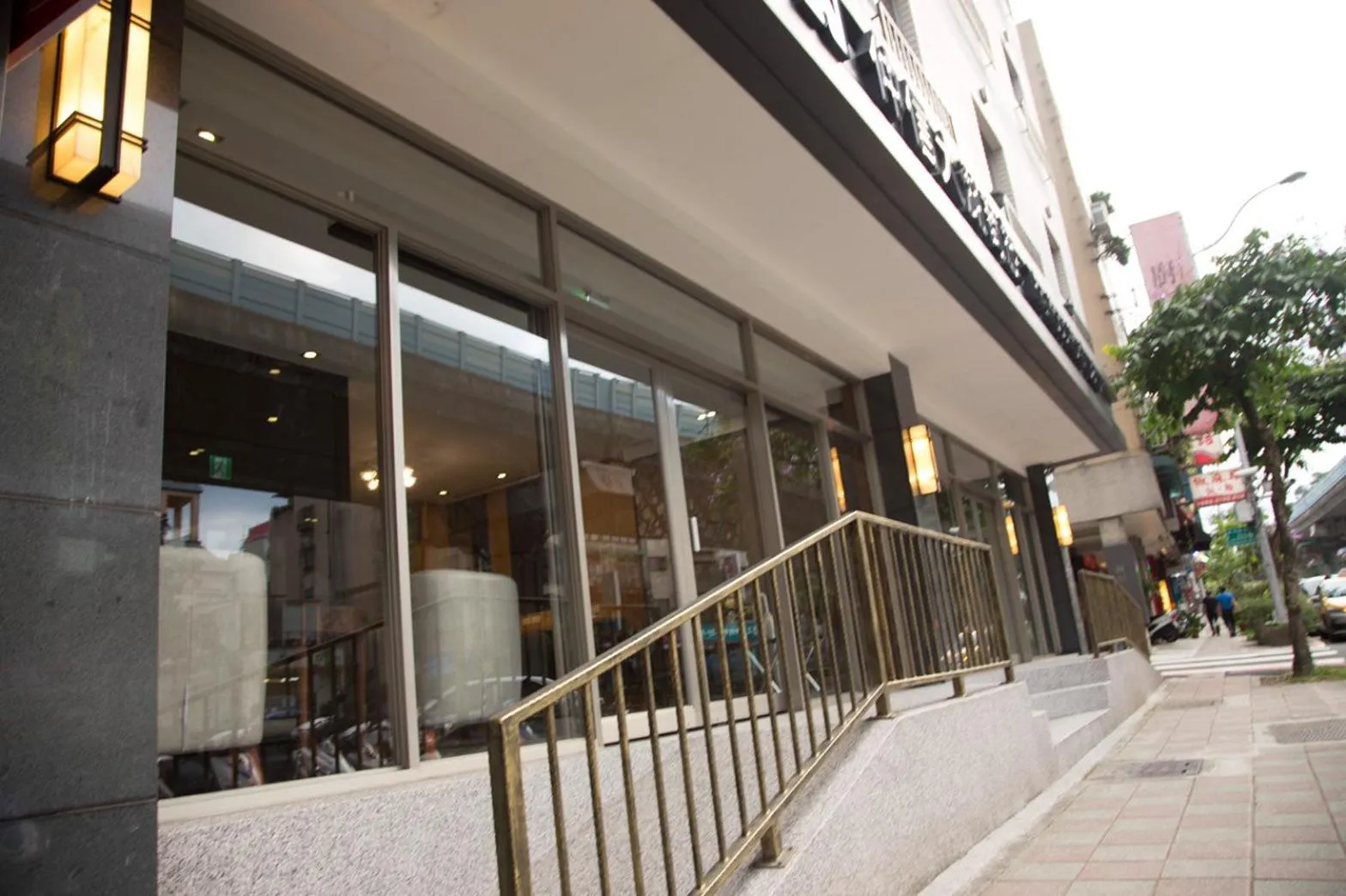 Property building in The Koos Hotel Dahu