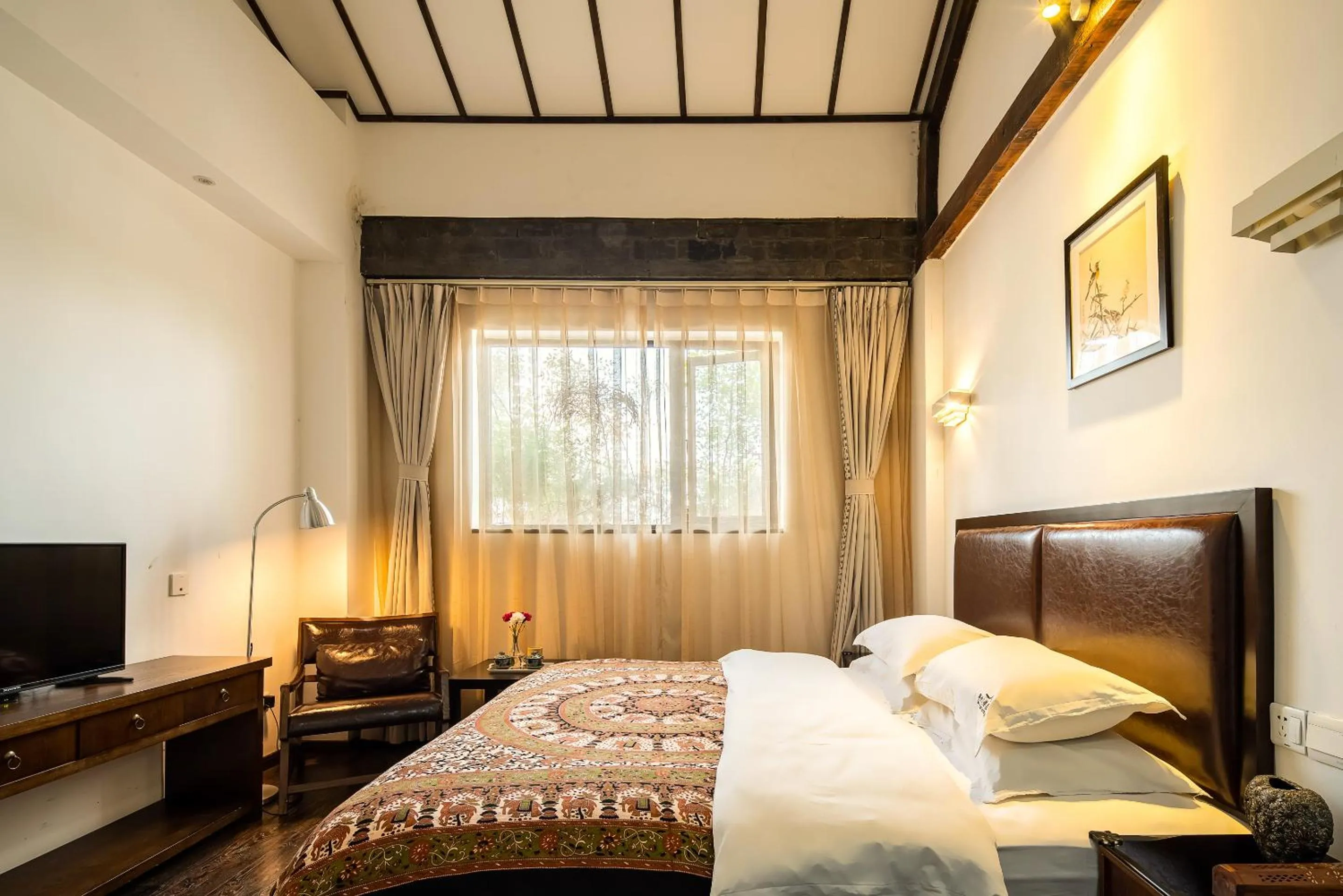 Double Room in Bliss Qintai Tibetan Boutique Hotel