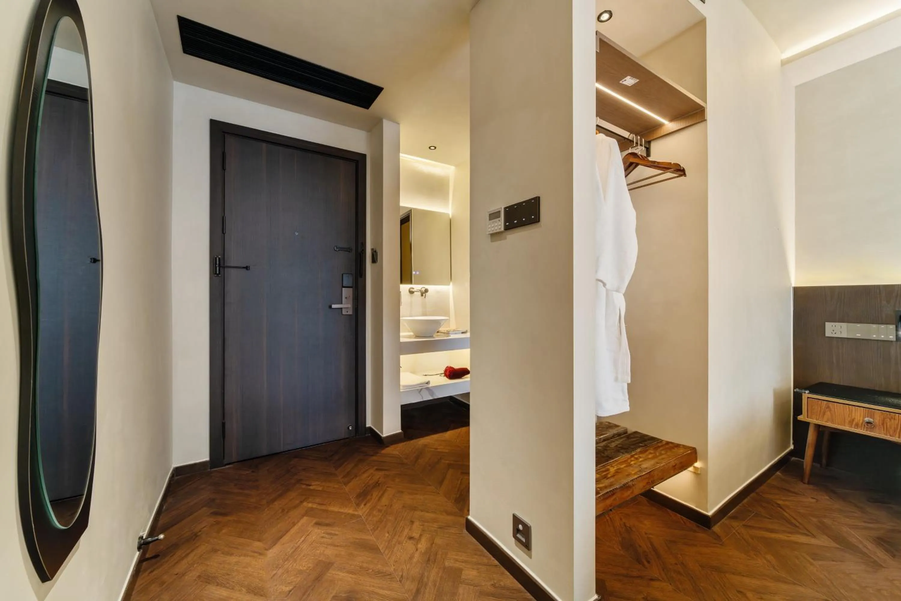 Standard Twin Room - single occupancy in Bliss Qintai Tibetan Boutique Hotel