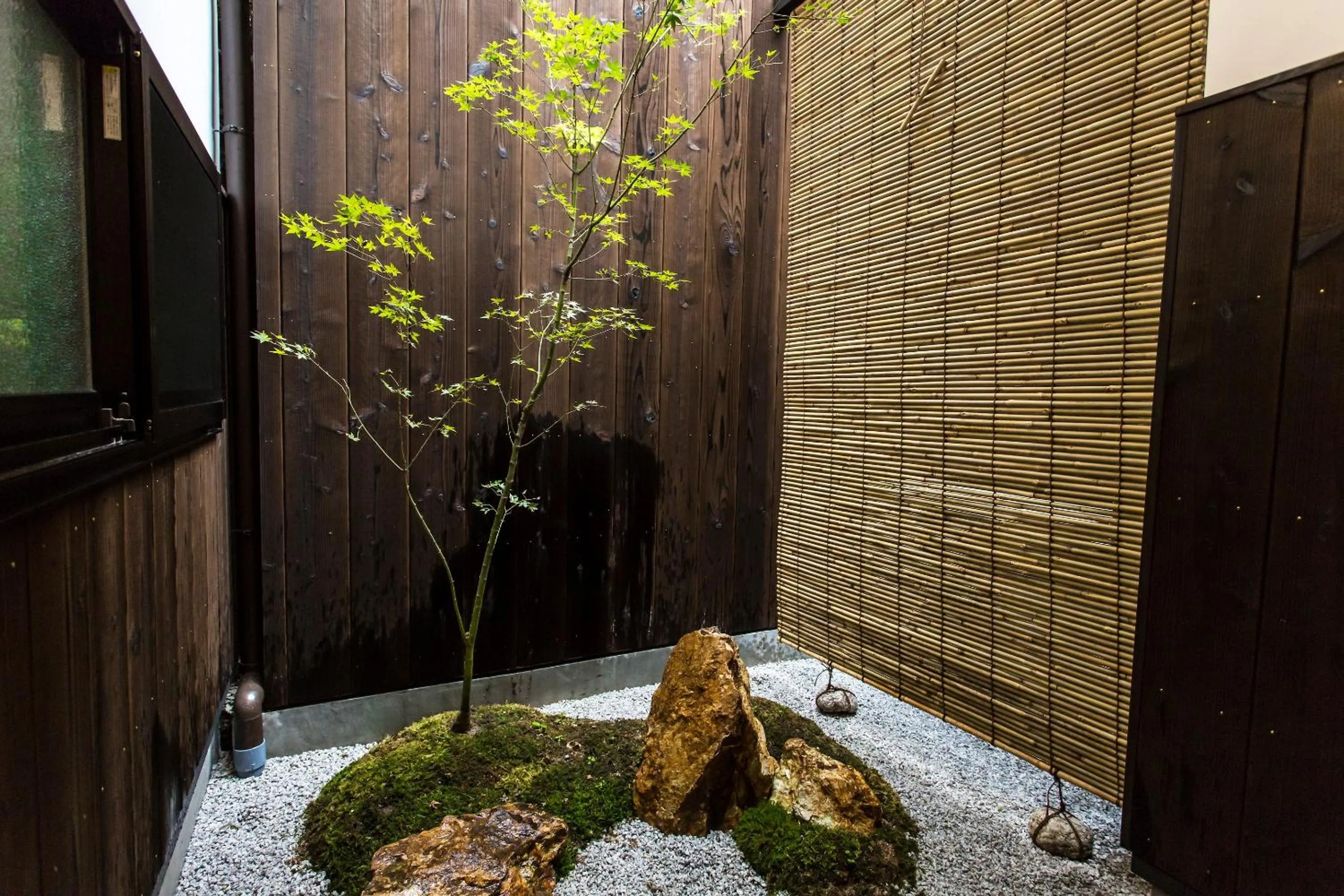 Garden view in RESI STAY Tomaroka Mongakucho