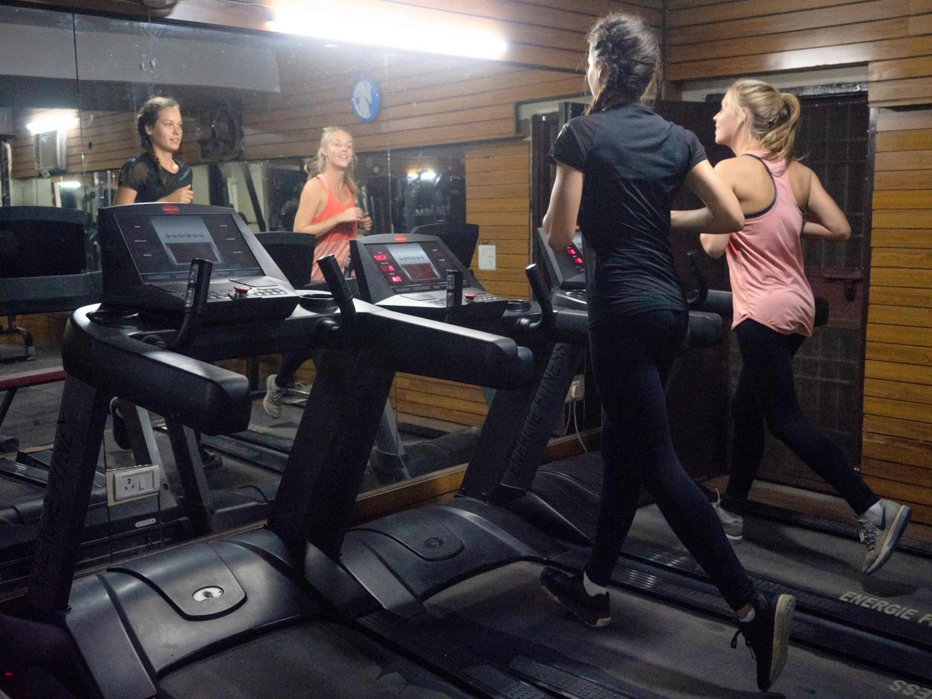 People in AmigosIndia