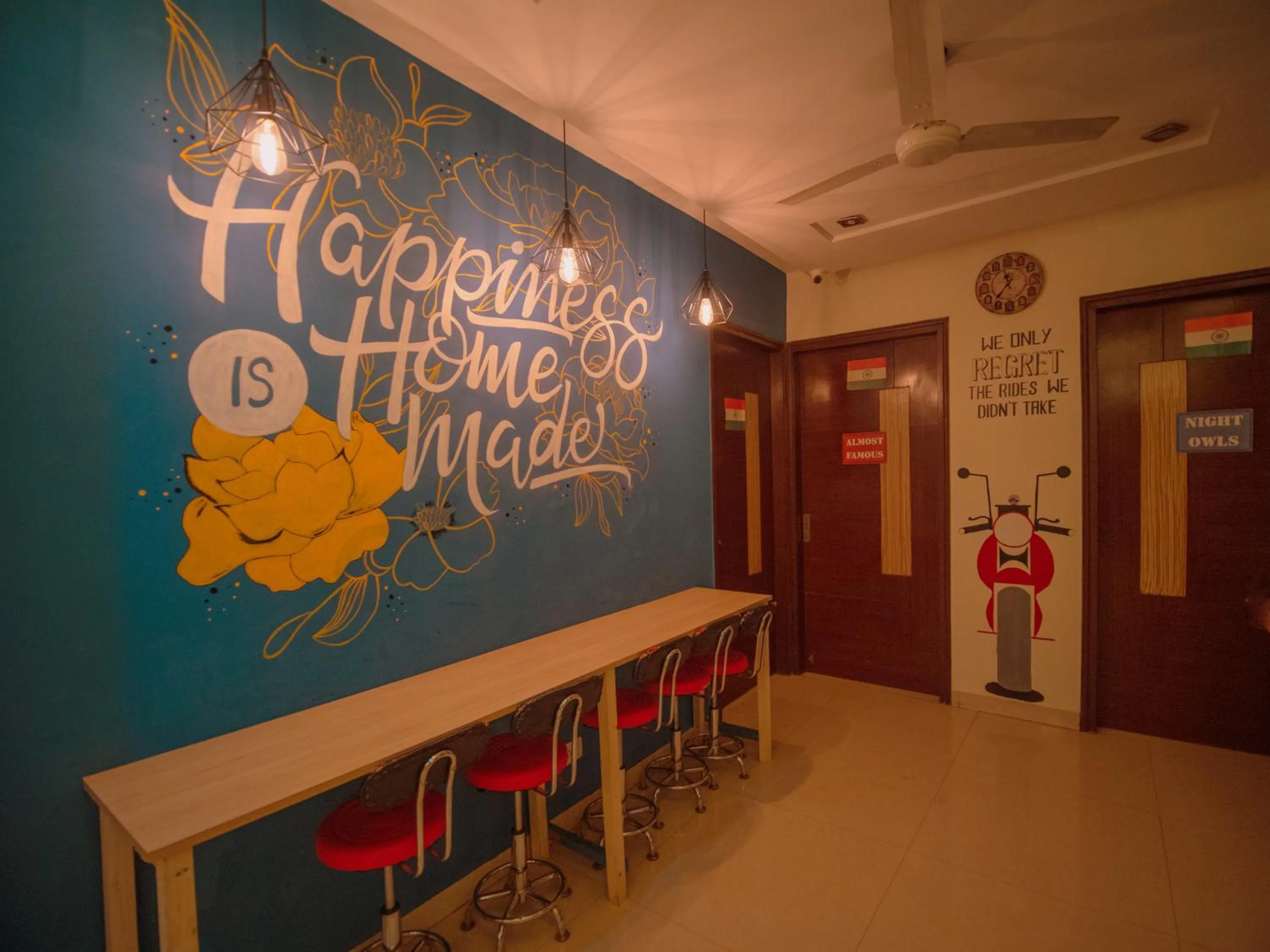 Decorative detail in AmigosIndia