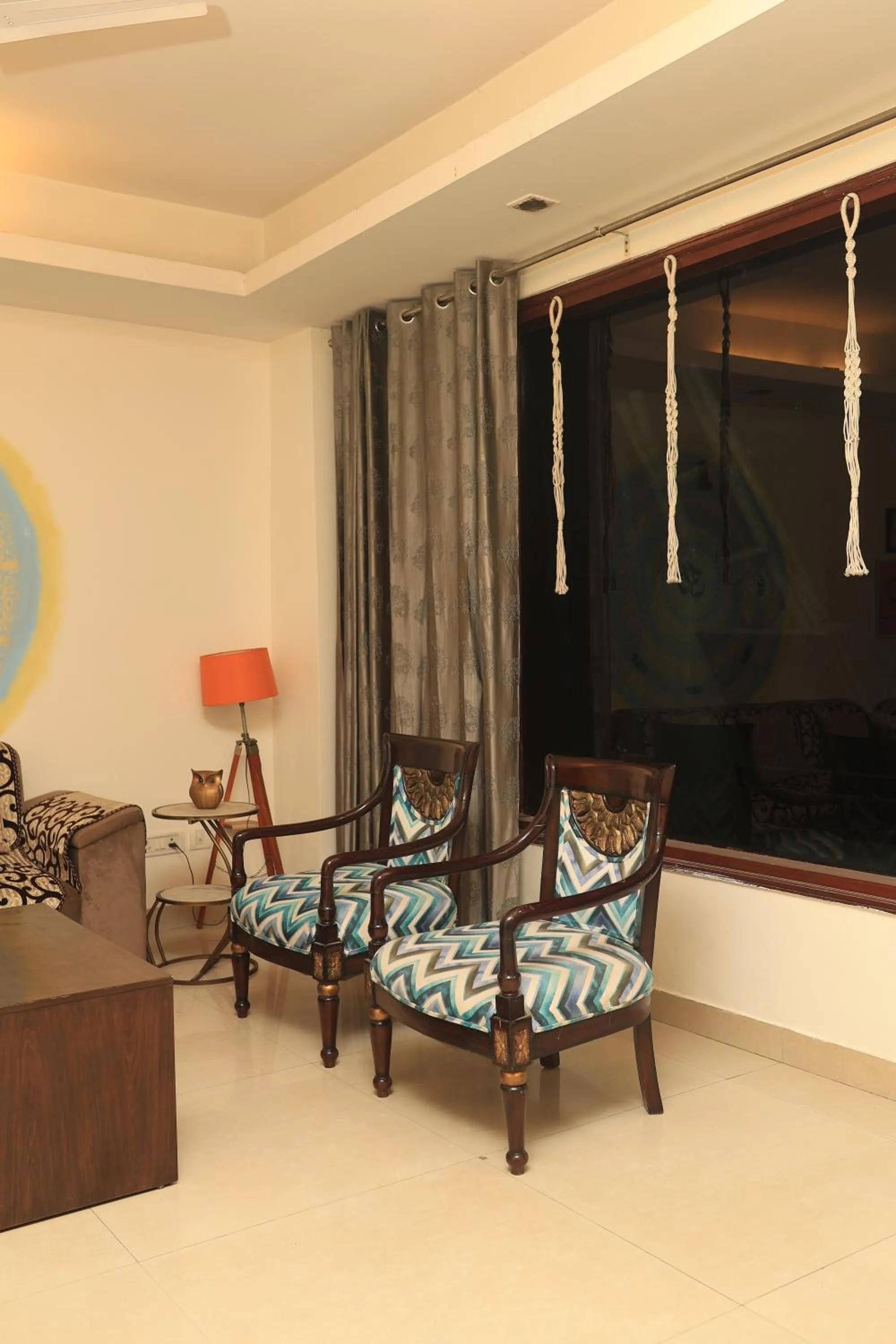 Seating area in AmigosIndia