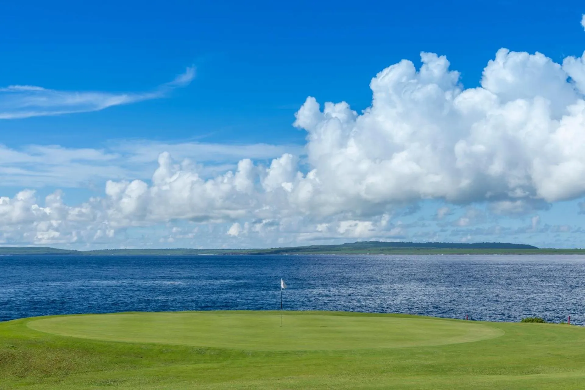 Golfcourse in Coral Ocean Resort