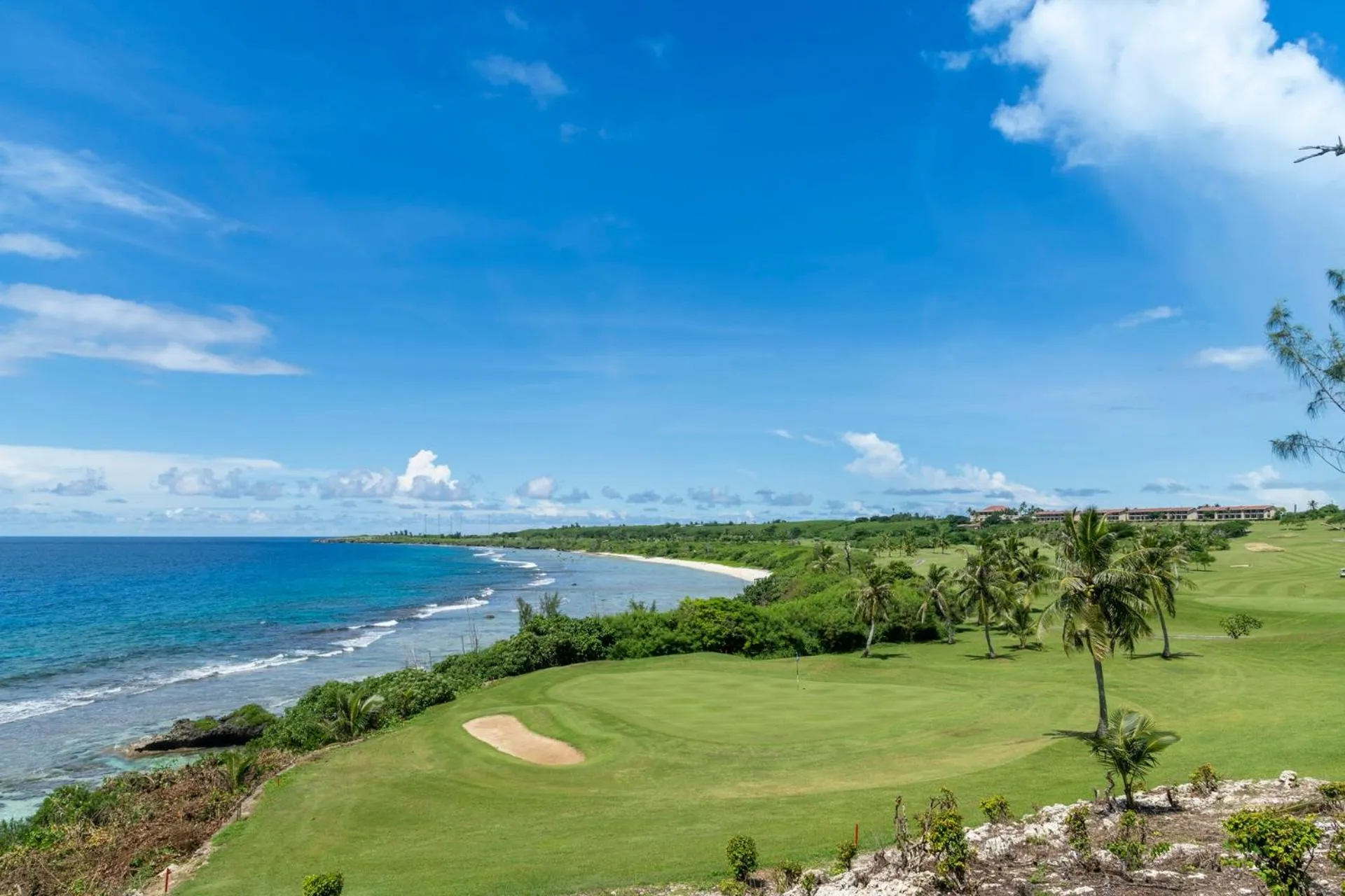 Golfcourse in Coral Ocean Resort