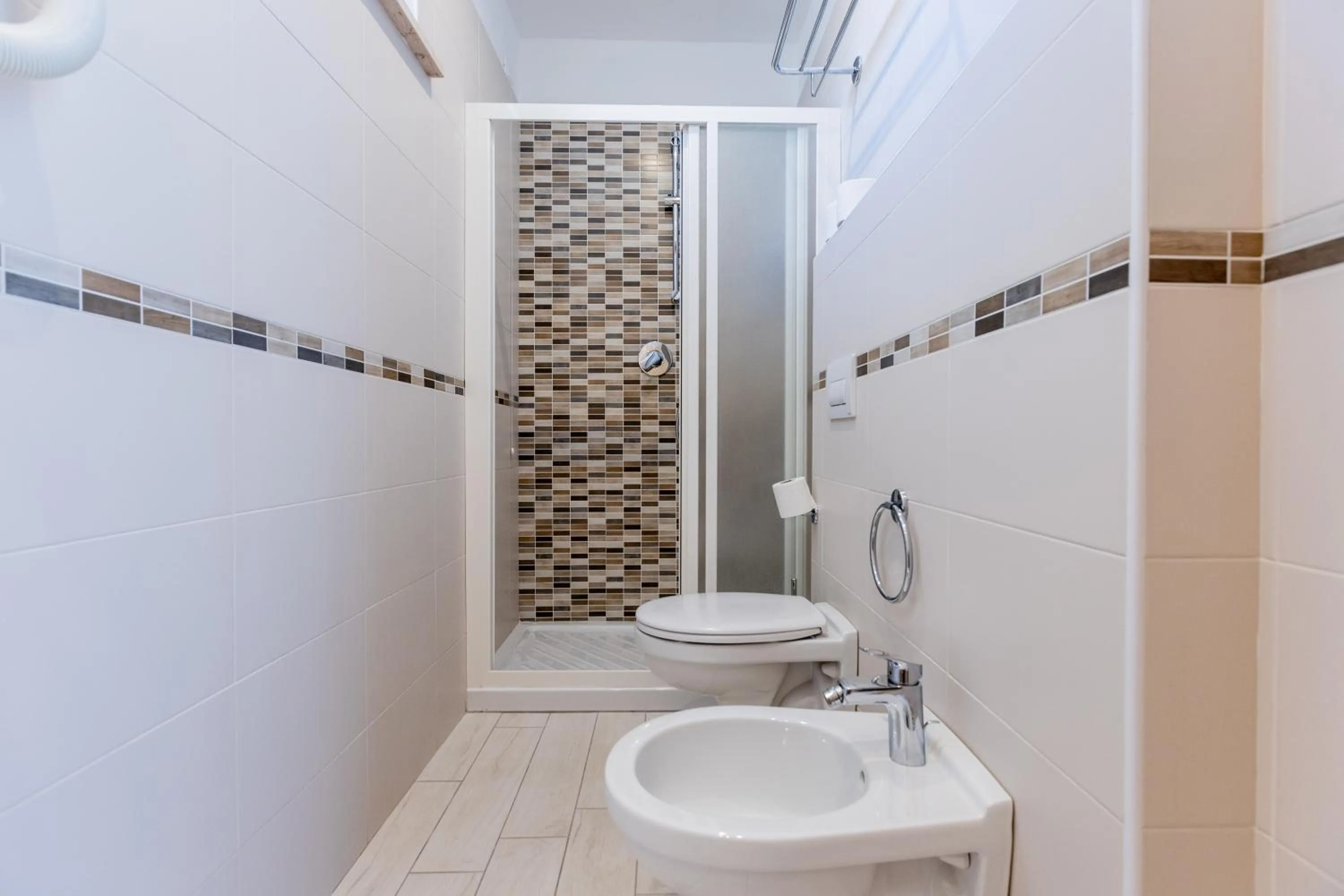 Shower in Beach Hotel Clerice