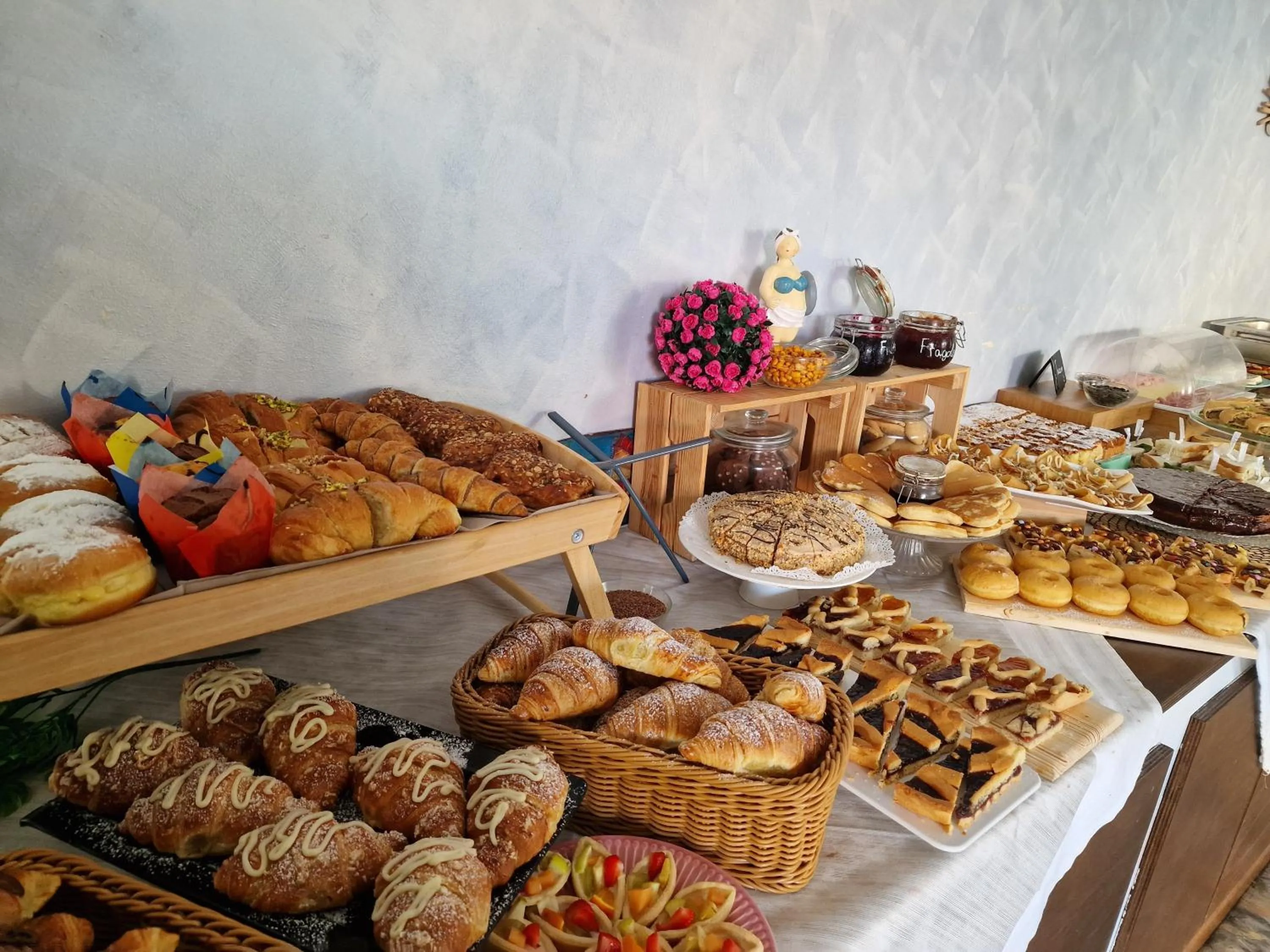 Breakfast in Beach Hotel Clerice