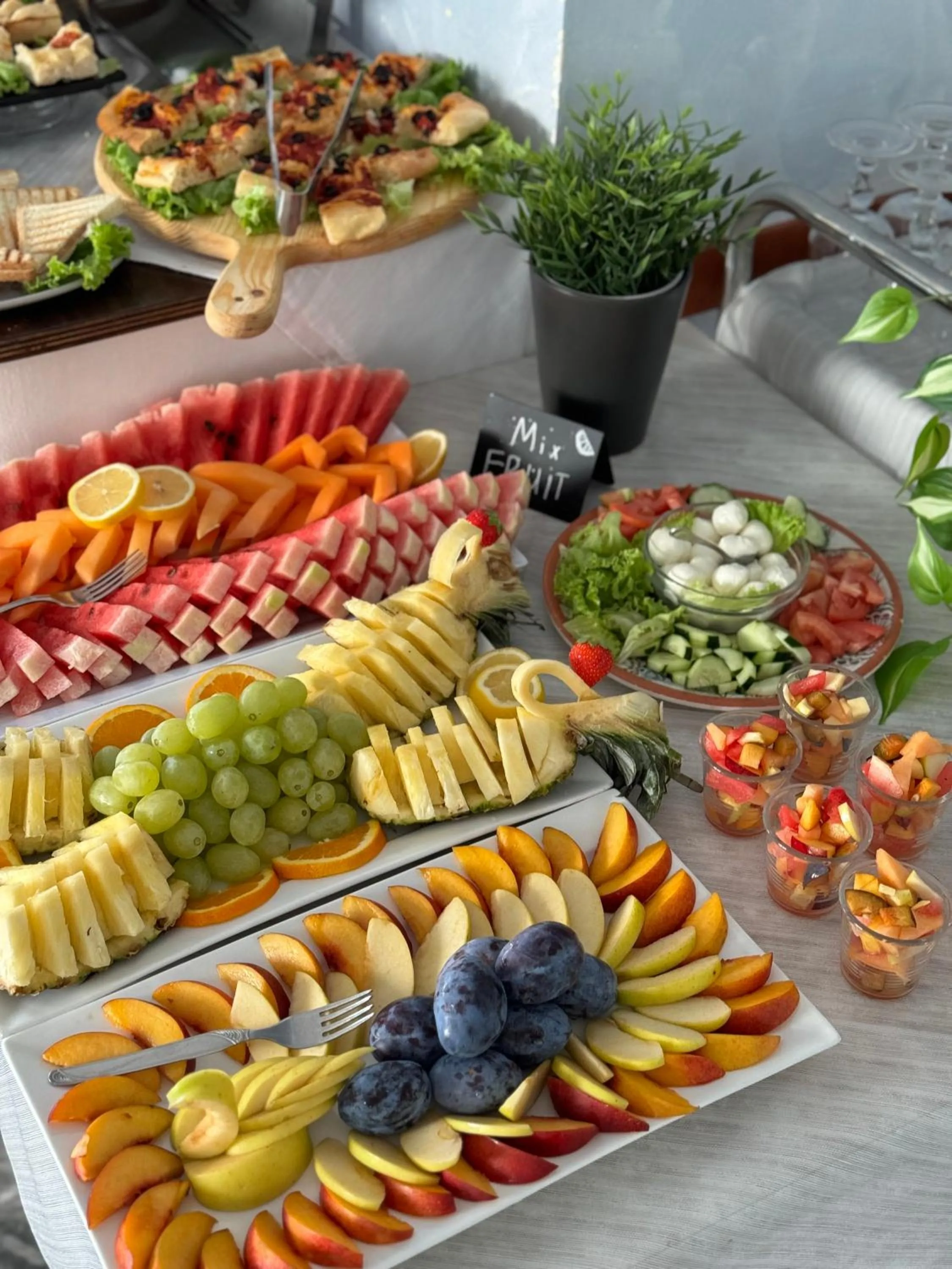 Food and drinks in Beach Hotel Clerice