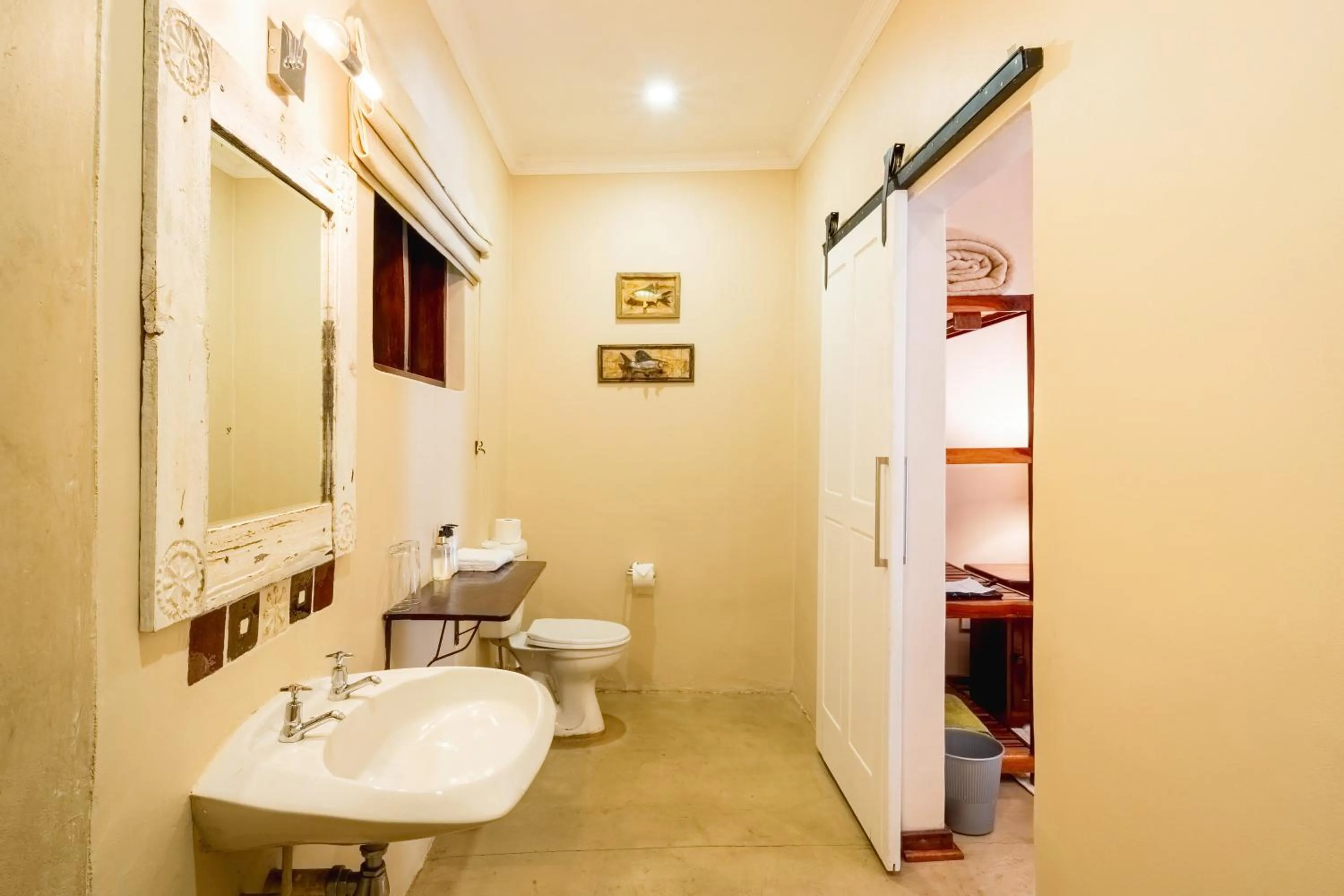 Toilet in Bayete Guest Lodge