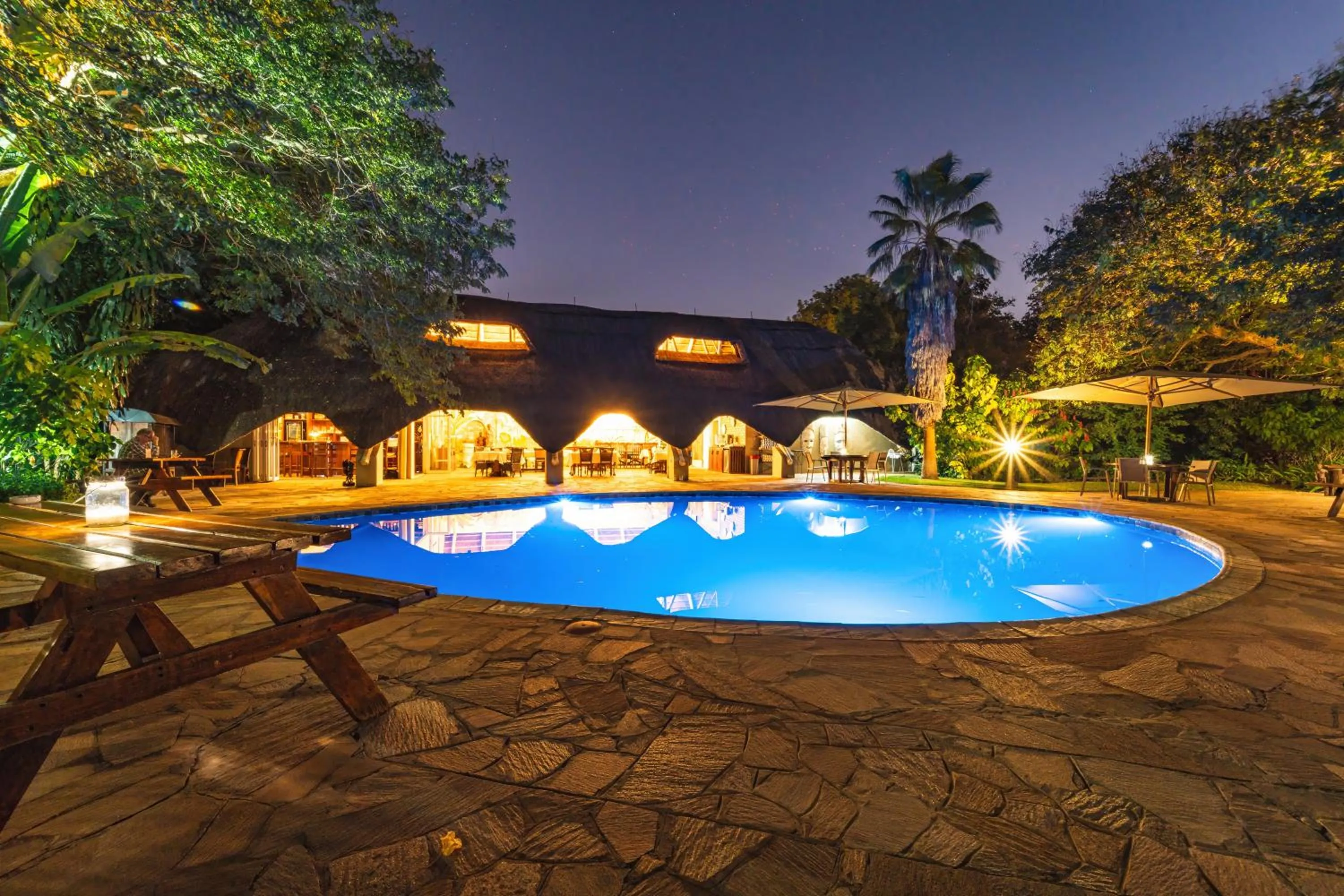 Swimming pool in Bayete Guest Lodge