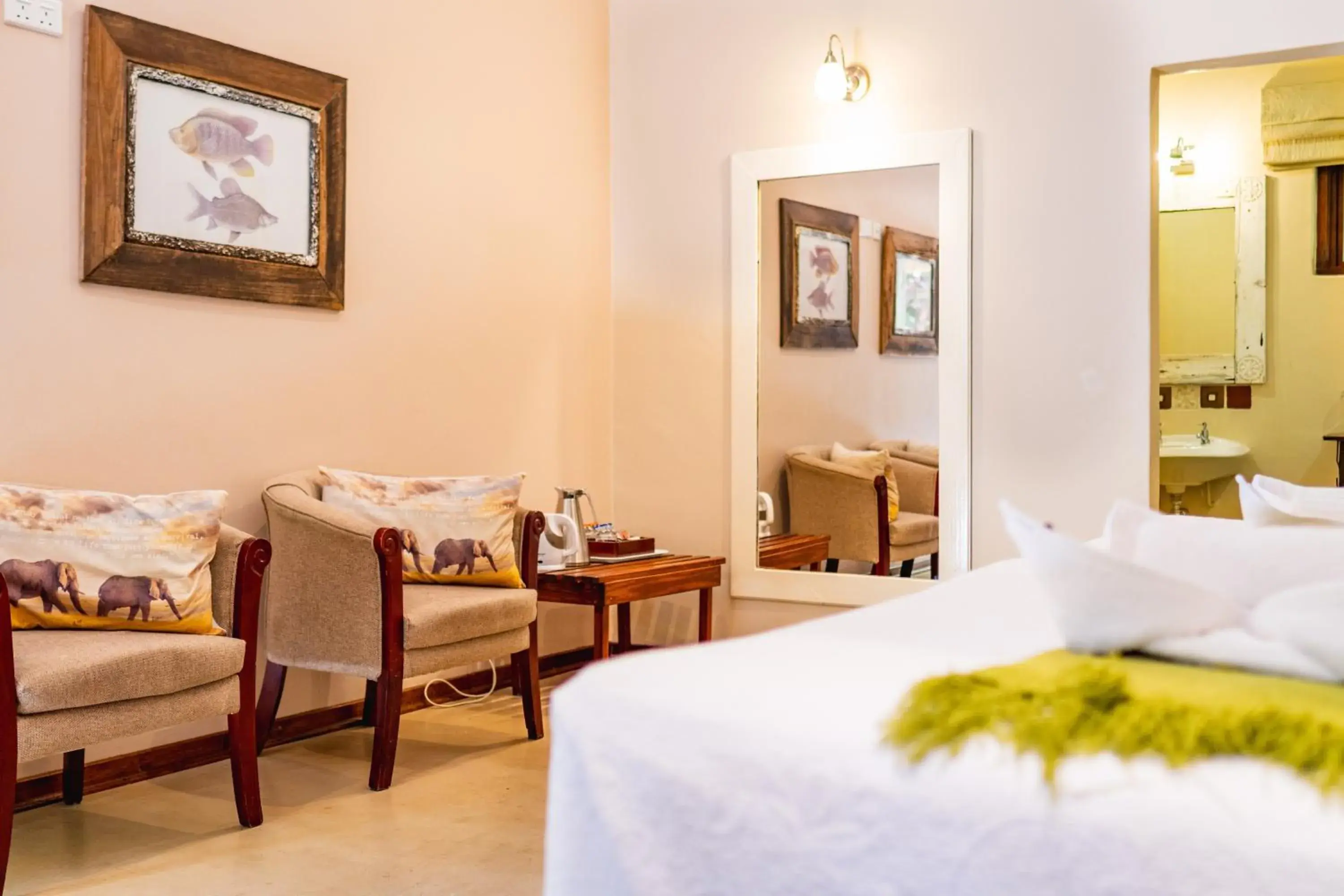 Classic Double/Twin - single occupancy in Bayete Guest Lodge Classic Double/Twin - single occupancy in Bayete Guest Lodge