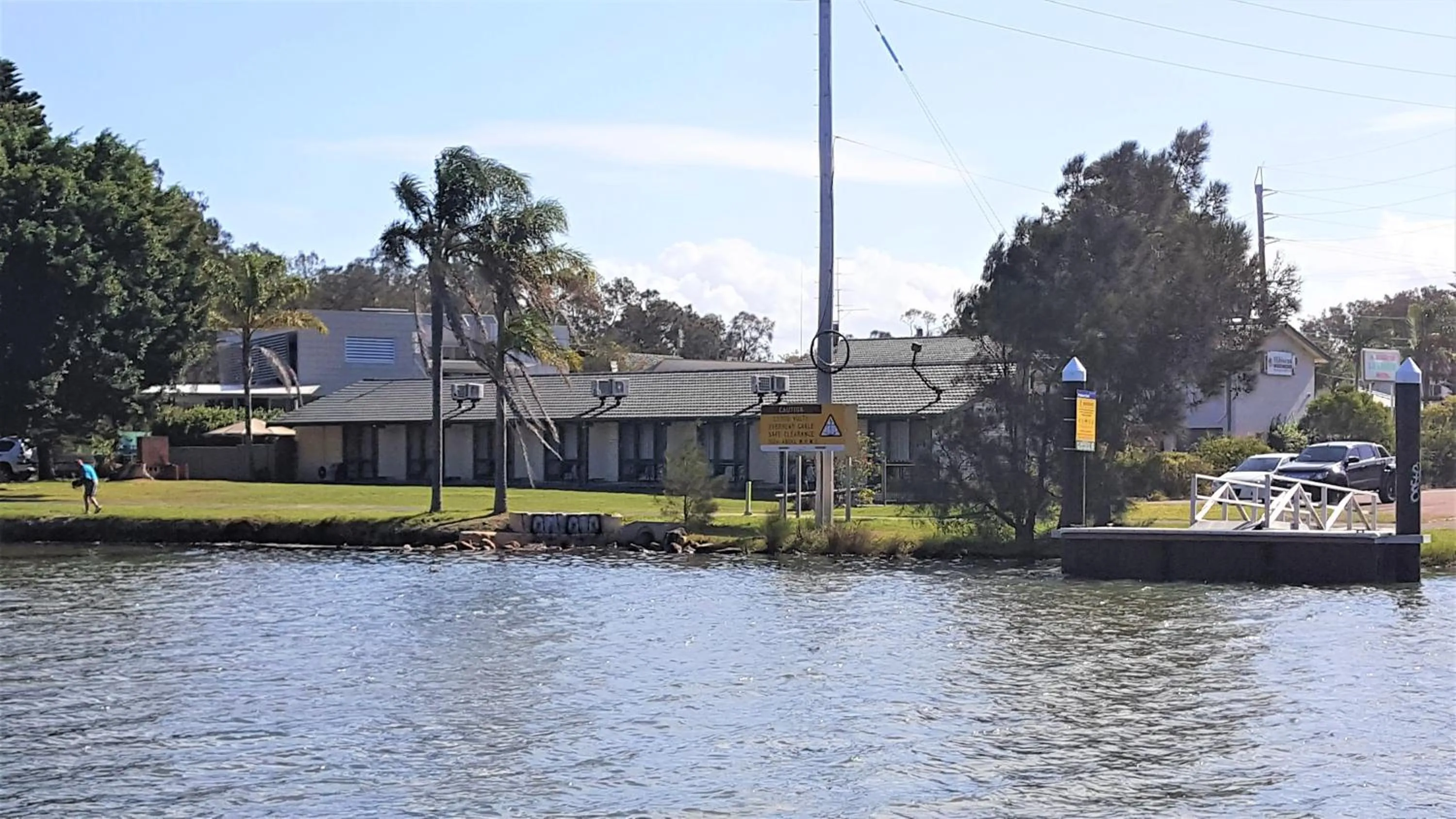Property building in Hibiscus Lakeside Motel
