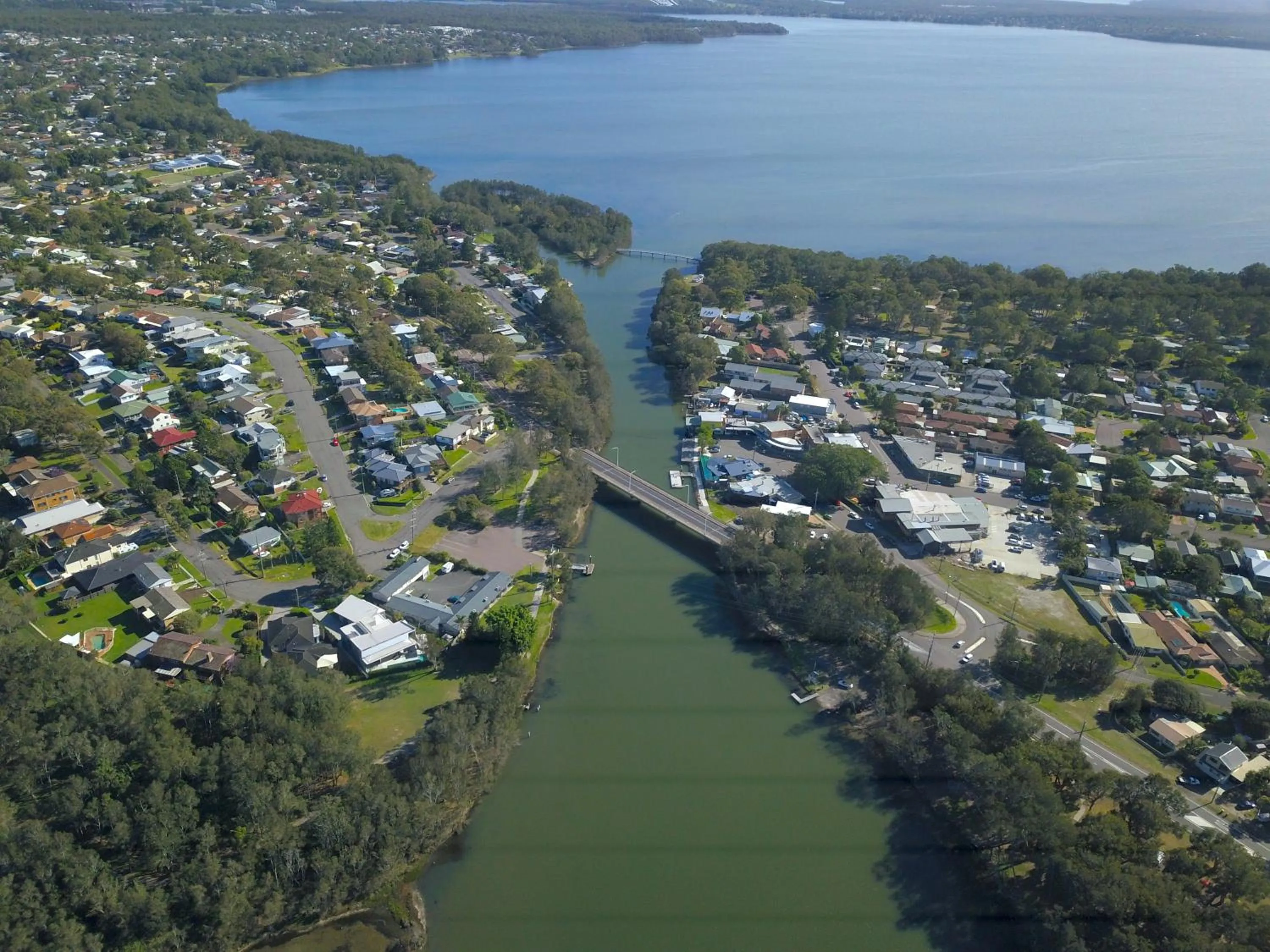 Property building in Hibiscus Lakeside Motel