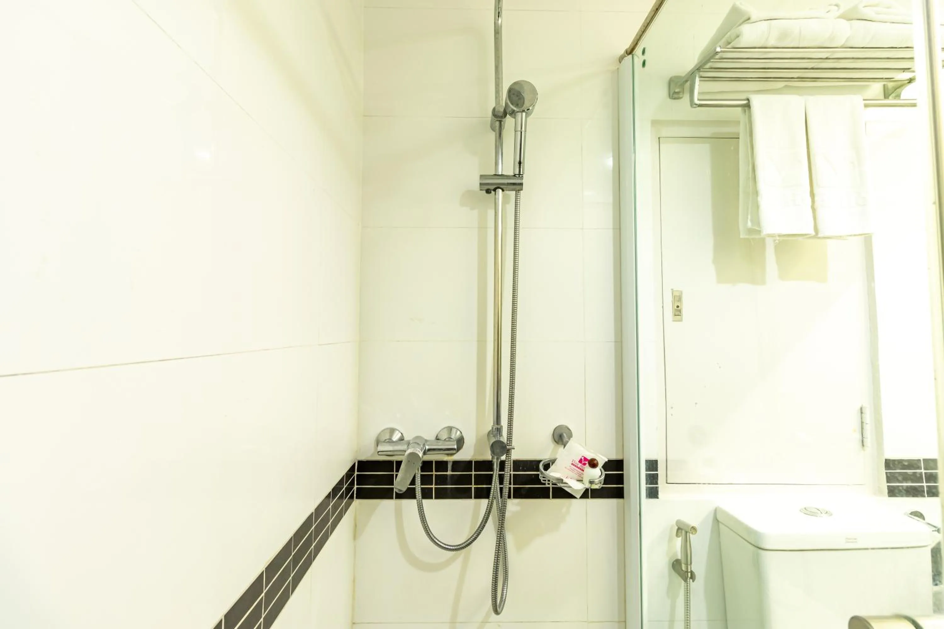 Bathroom in Viva Hotel Songkhla