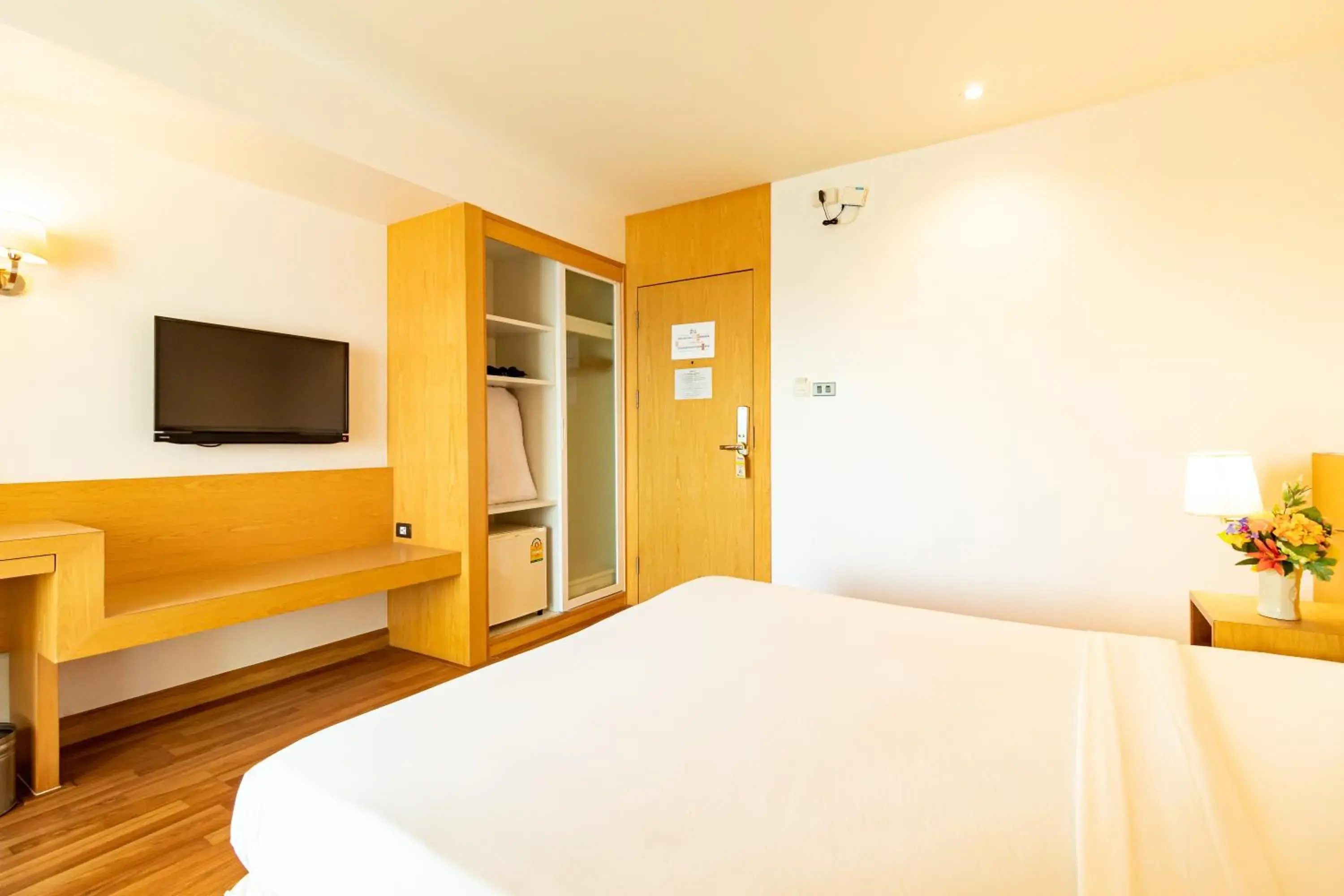 Photo of the whole room, Bed in Viva Hotel Songkhla Photo of the whole room, Bed in Viva Hotel Songkhla