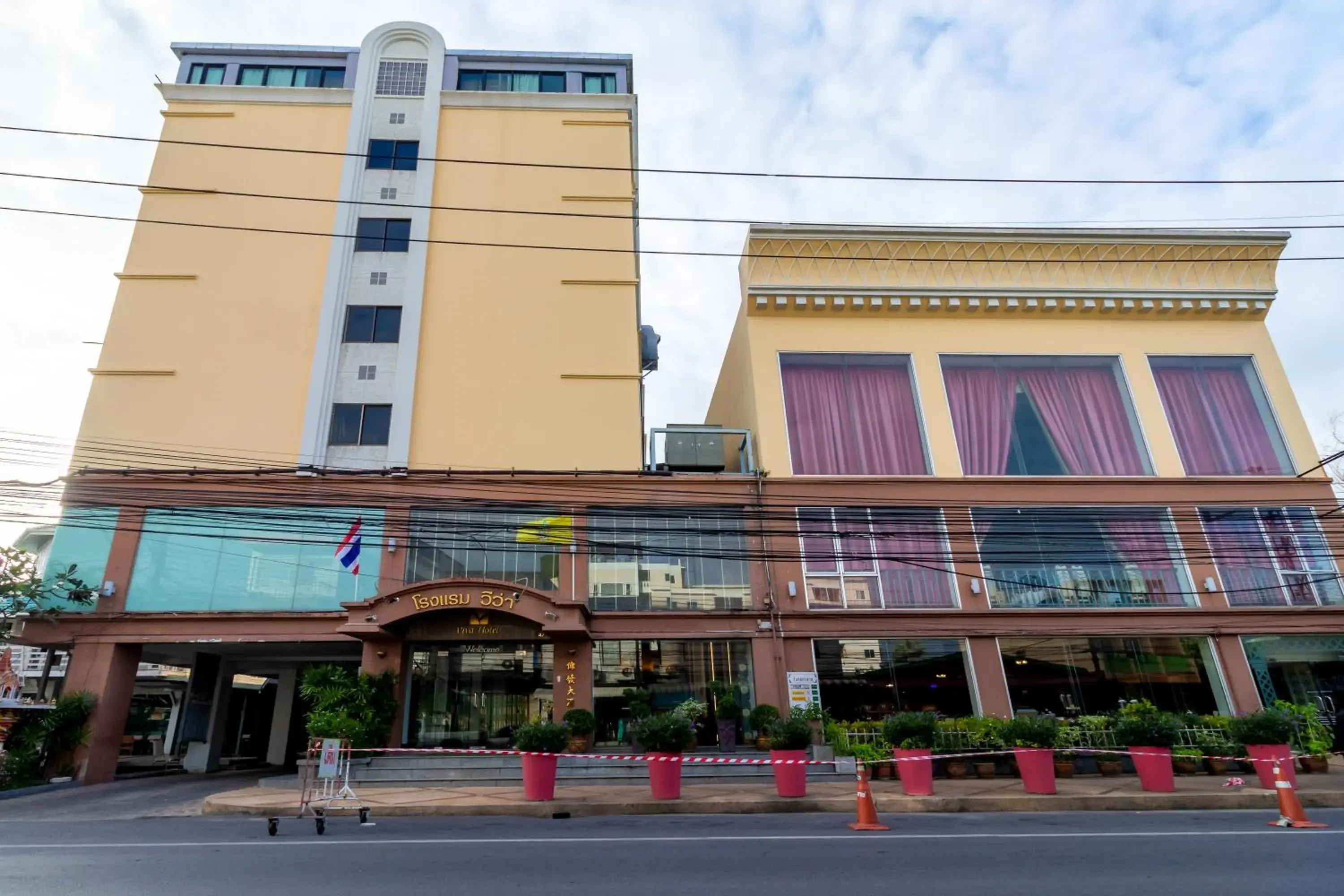 Property building in Viva Hotel Songkhla Property building in Viva Hotel Songkhla