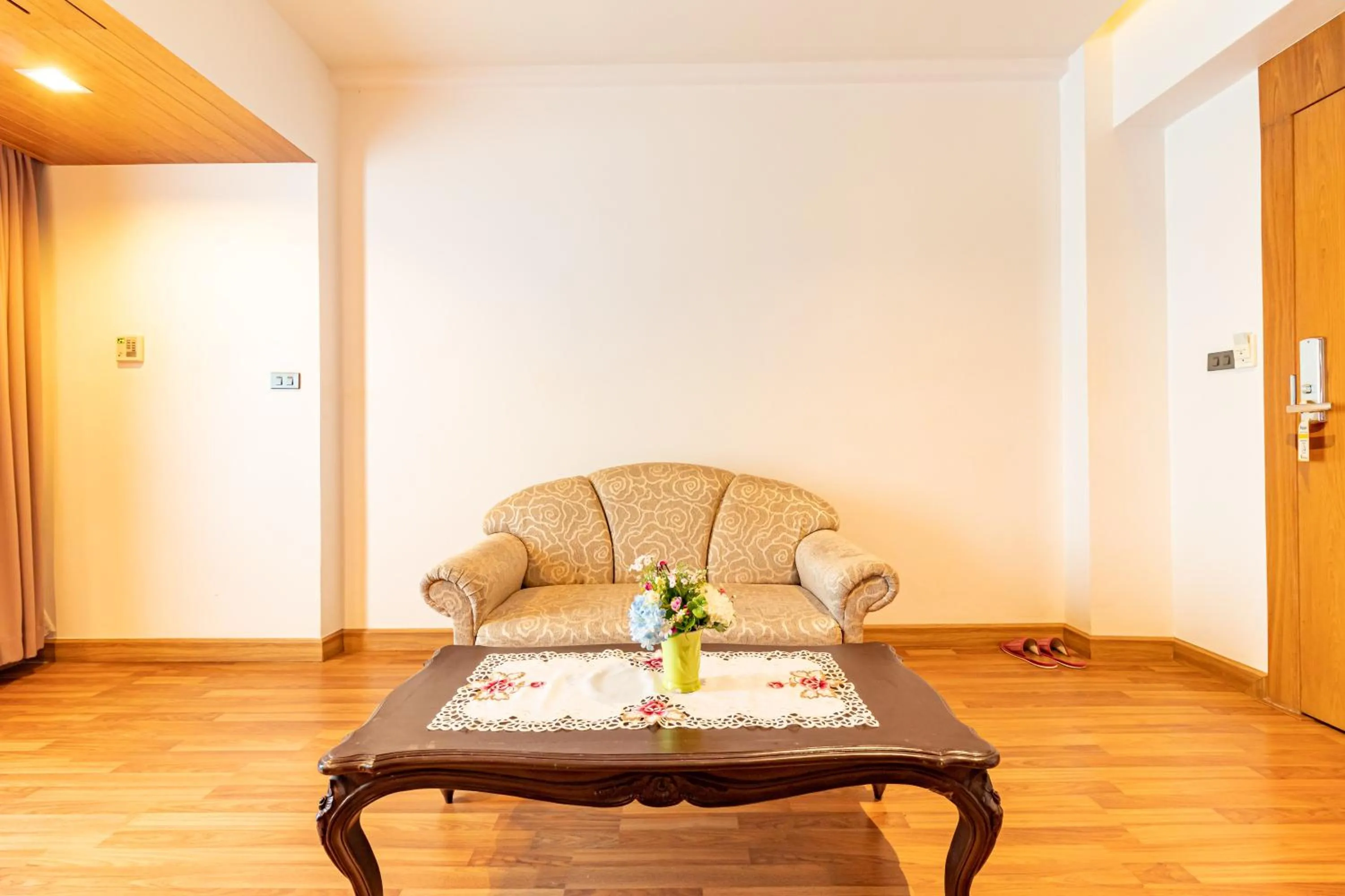 Seating area in Viva Hotel Songkhla