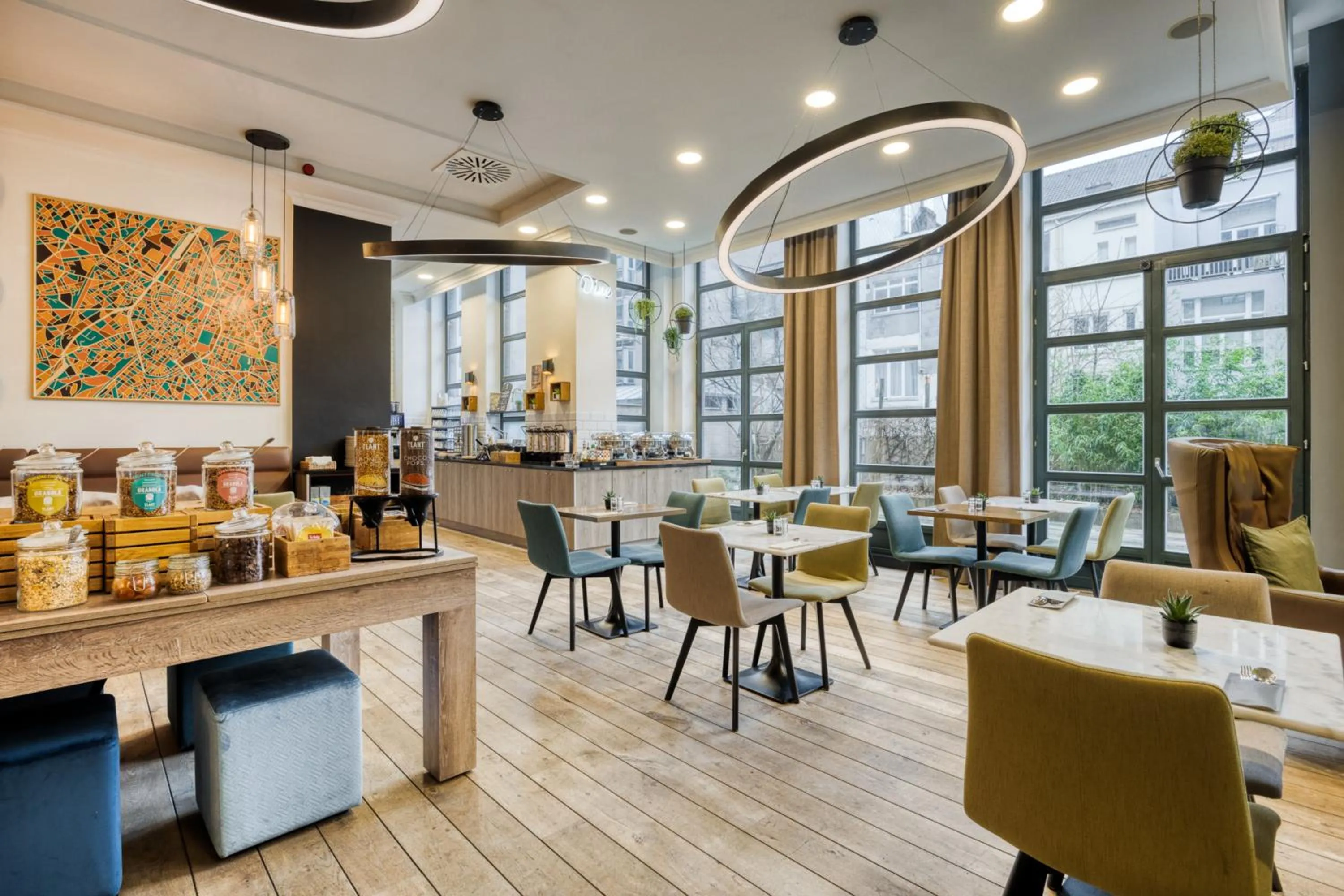 Breakfast in Holiday Inn Brussels Schuman by IHG