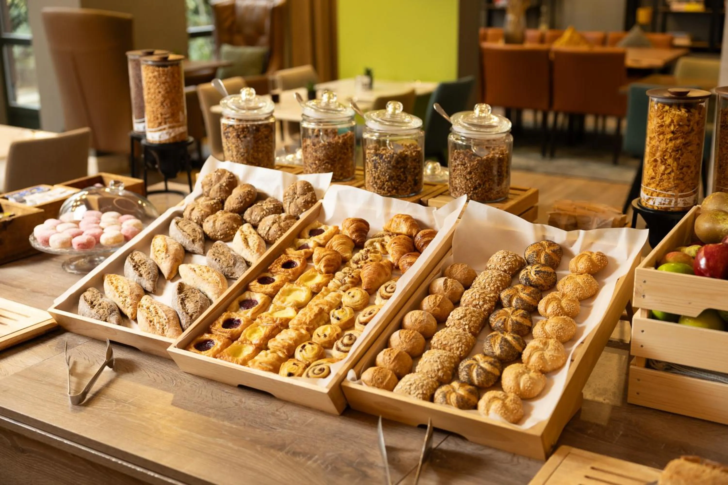 Restaurant/places to eat in Holiday Inn Brussels Schuman by IHG