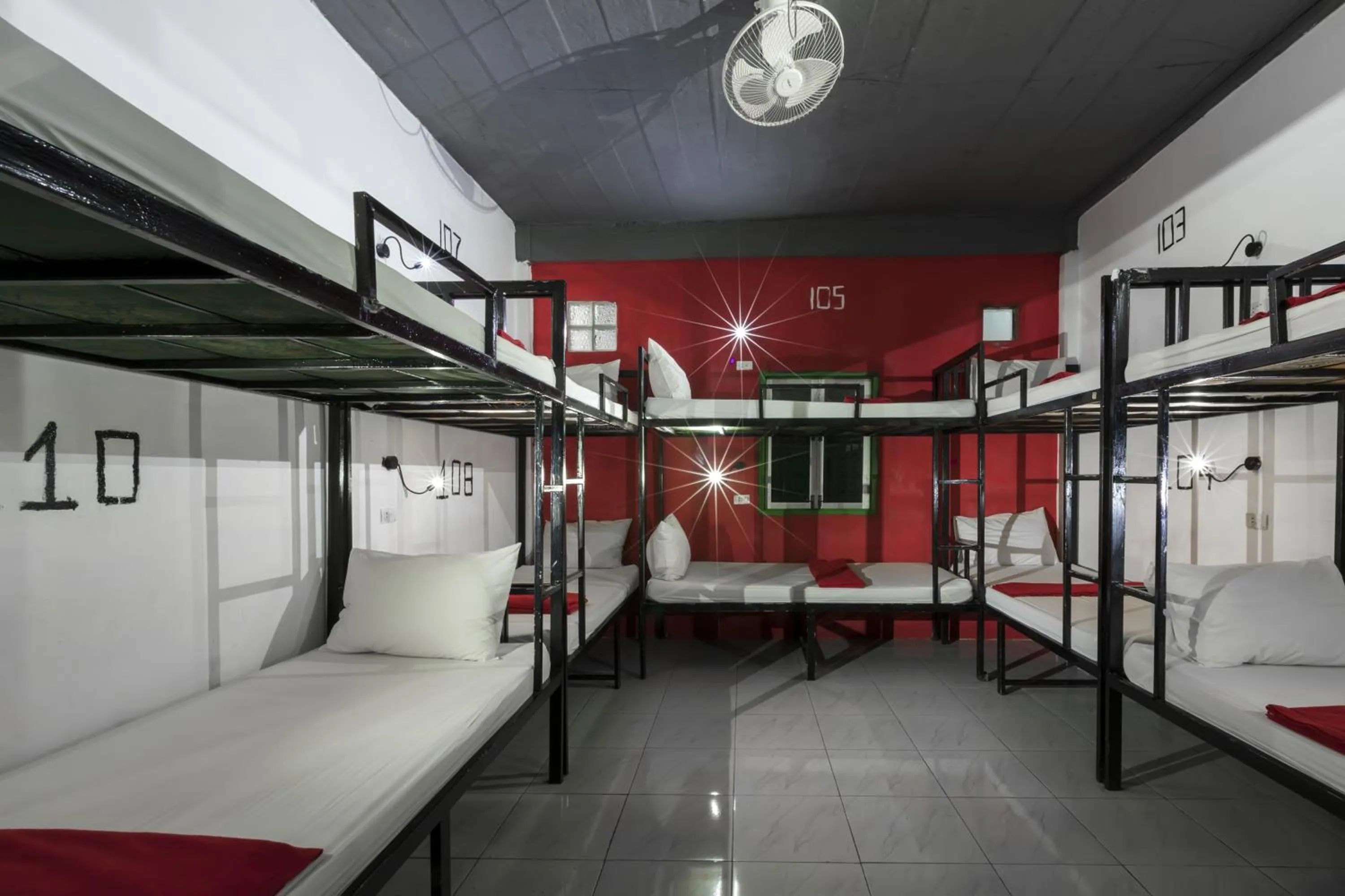 bunk bed, Bed in Vangvieng Rock Backpacker Rooftop Hostel