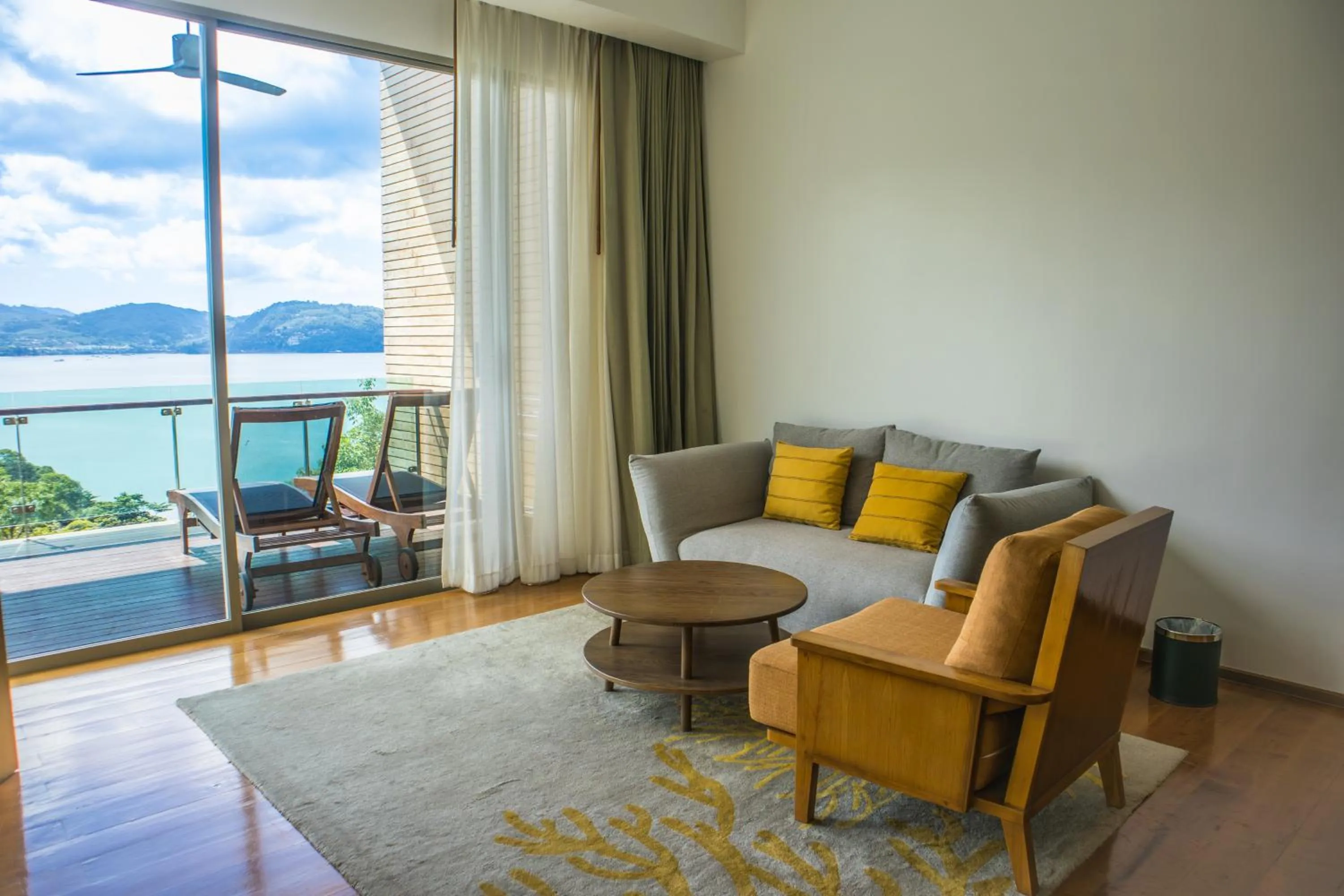 Balcony/Terrace in Wyndham Grand Phuket Kalim Bay