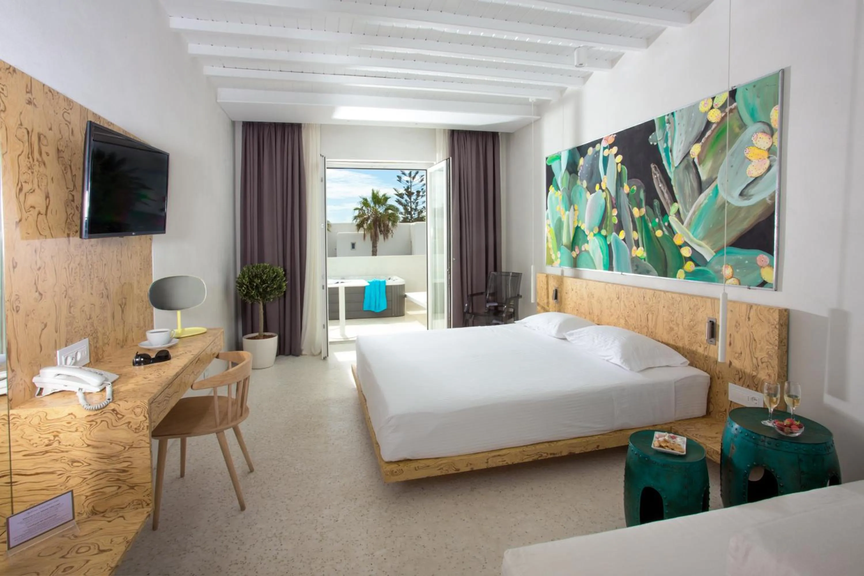 Bed in Mykonos Dove Beachfront Hotel