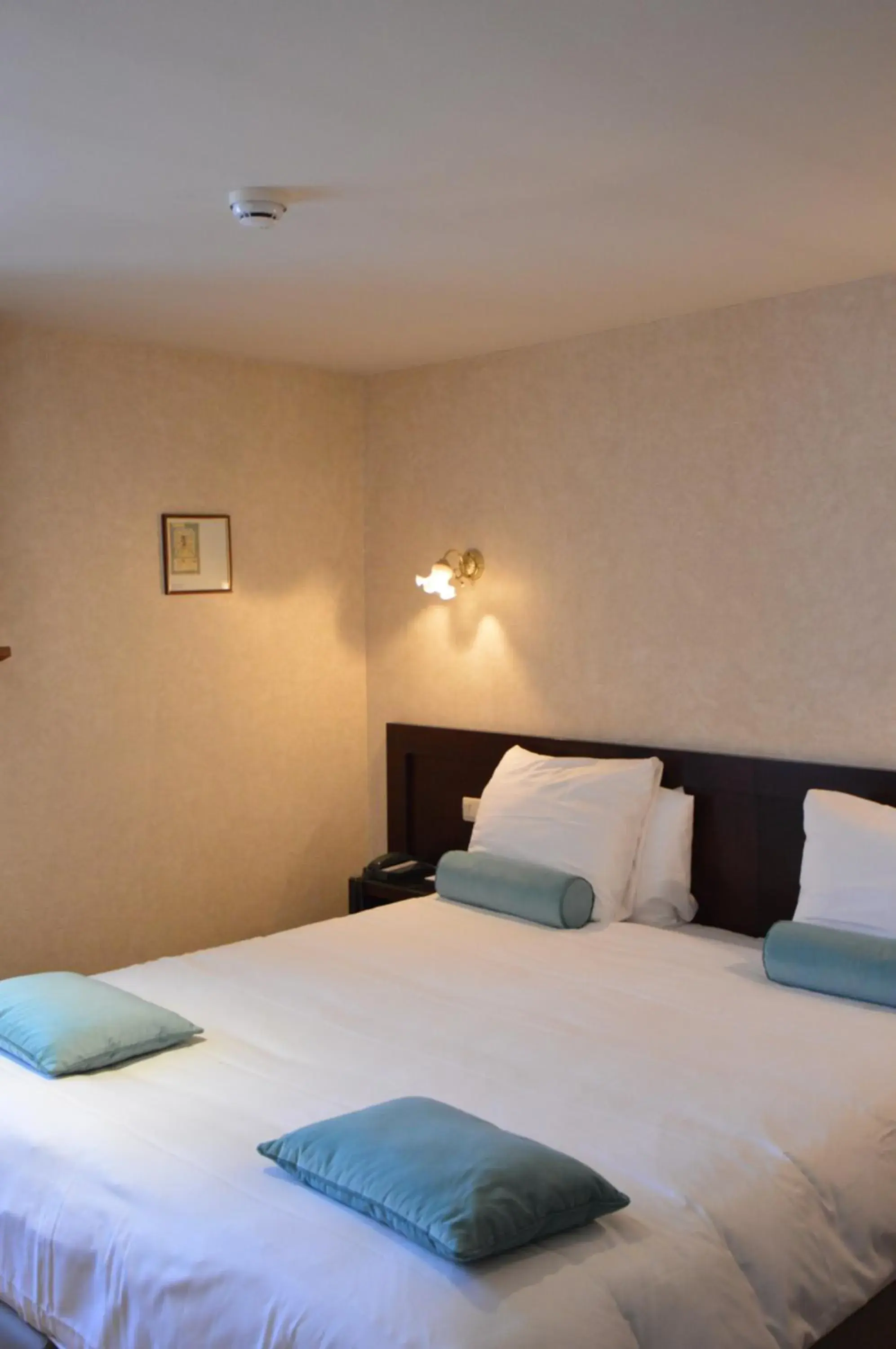 Bed in Hotel de la Poste - Relais de Napoleon III Bed in Hotel de la Poste - Relais de Napoleon III