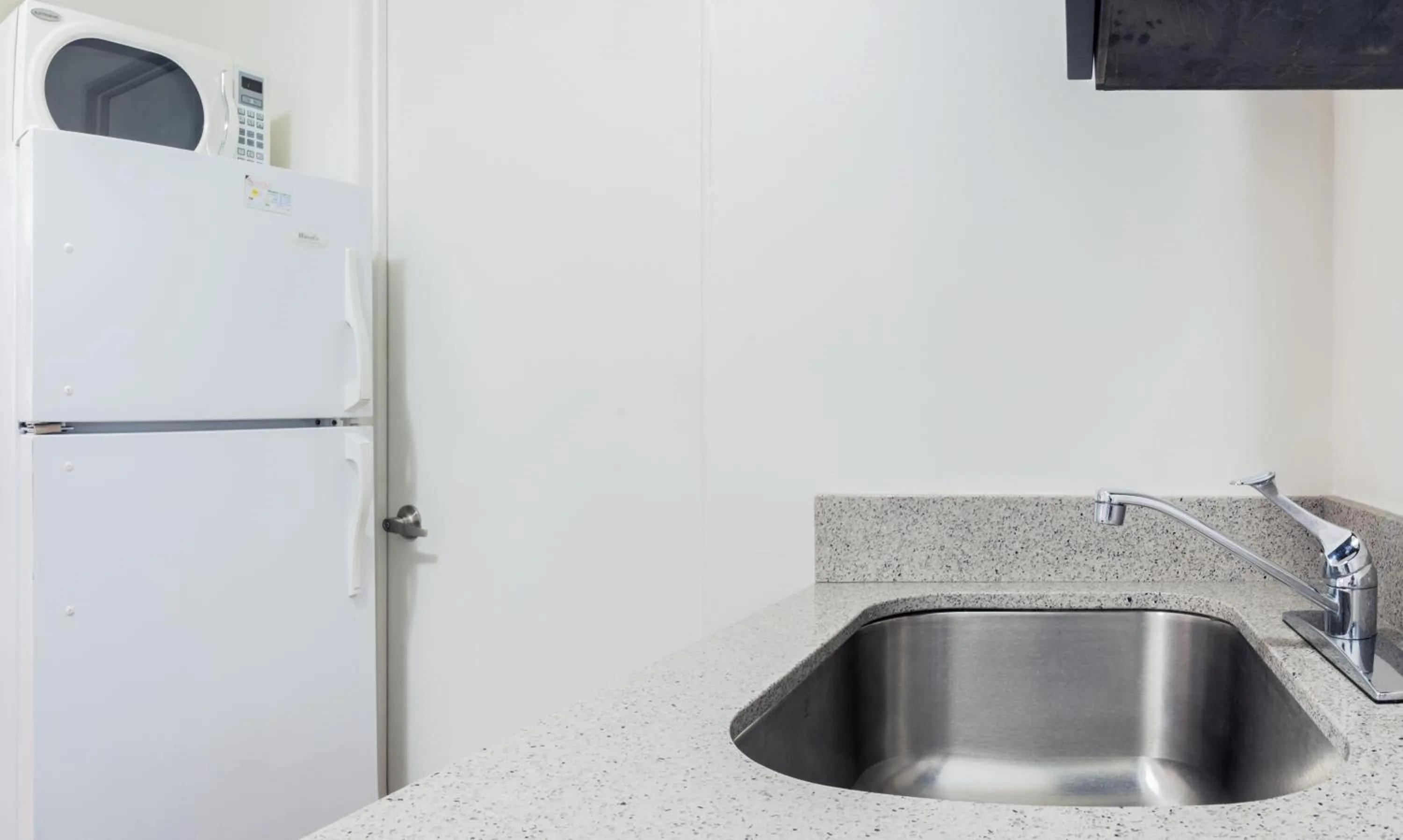 Kitchen or kitchenette in Motel 6-Fort Nelson, BC