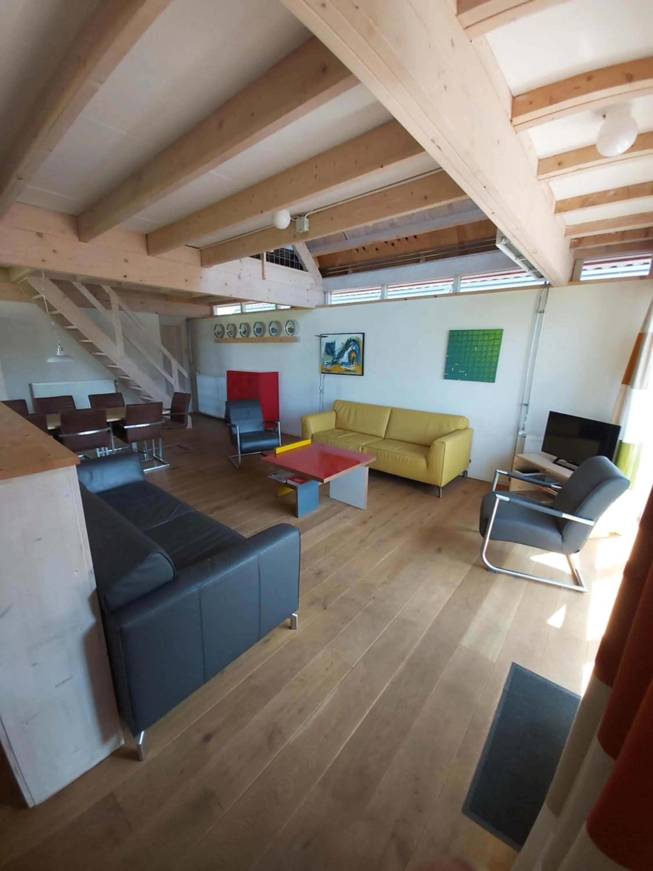 TV and multimedia in Gastopstal