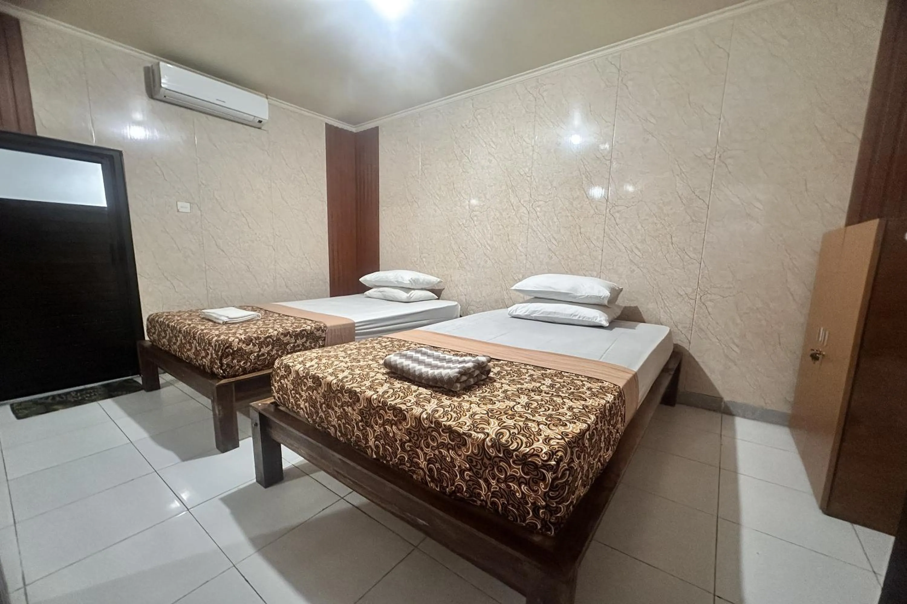 Photo of the whole room, Bed in BB Homestay Two