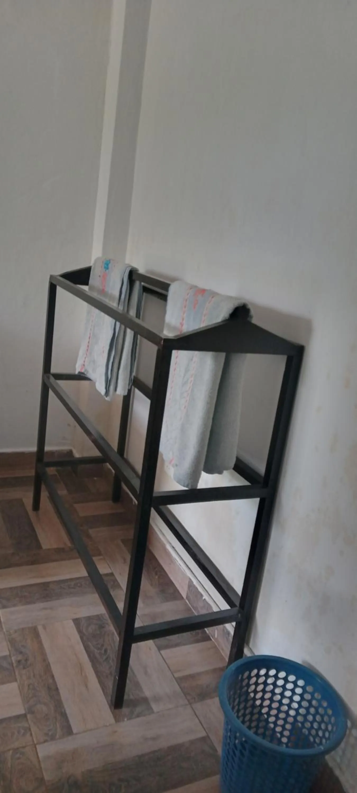 The Horizon Root Inn