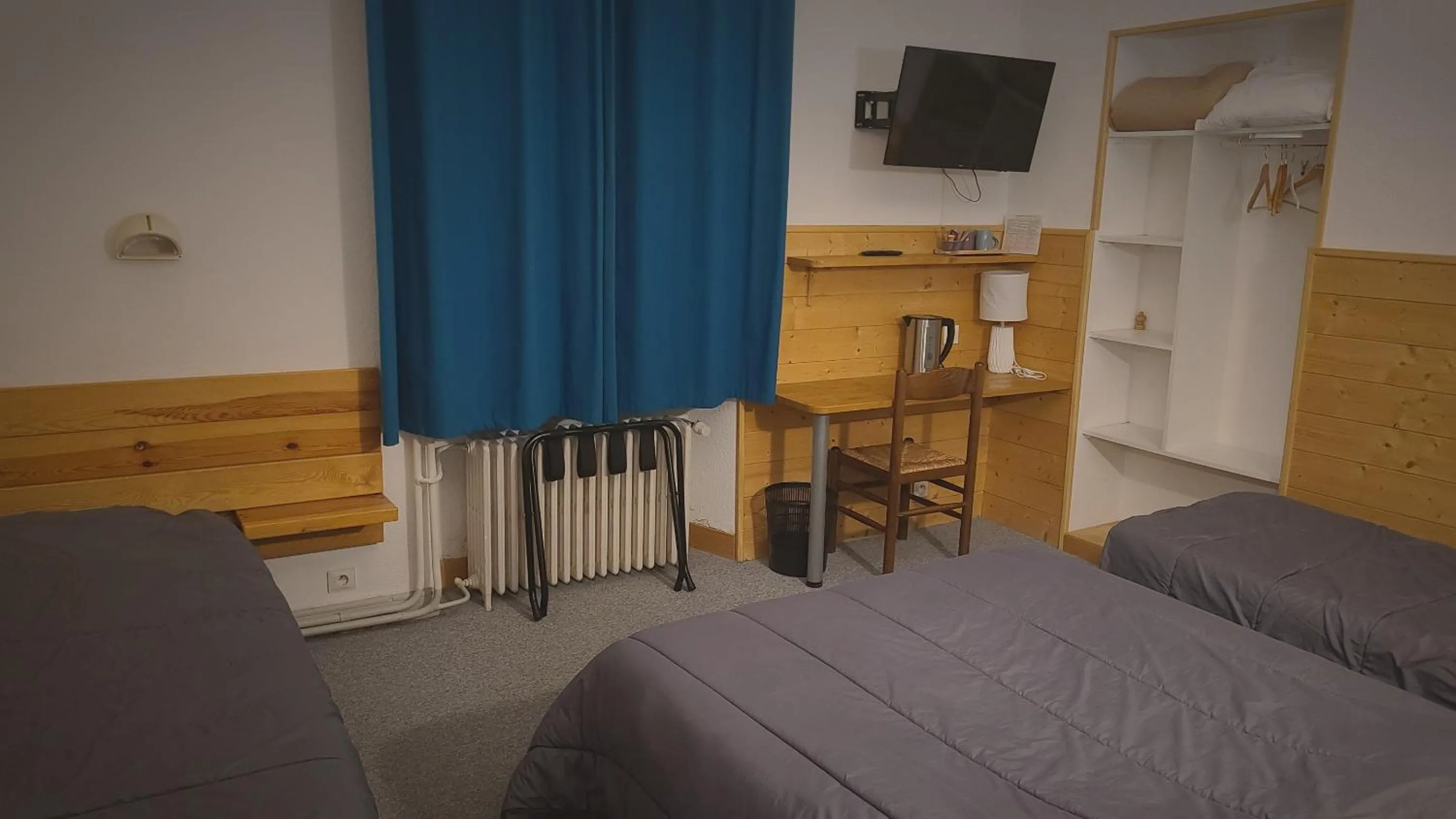 Bedroom, Bed in Hotel Glaizette