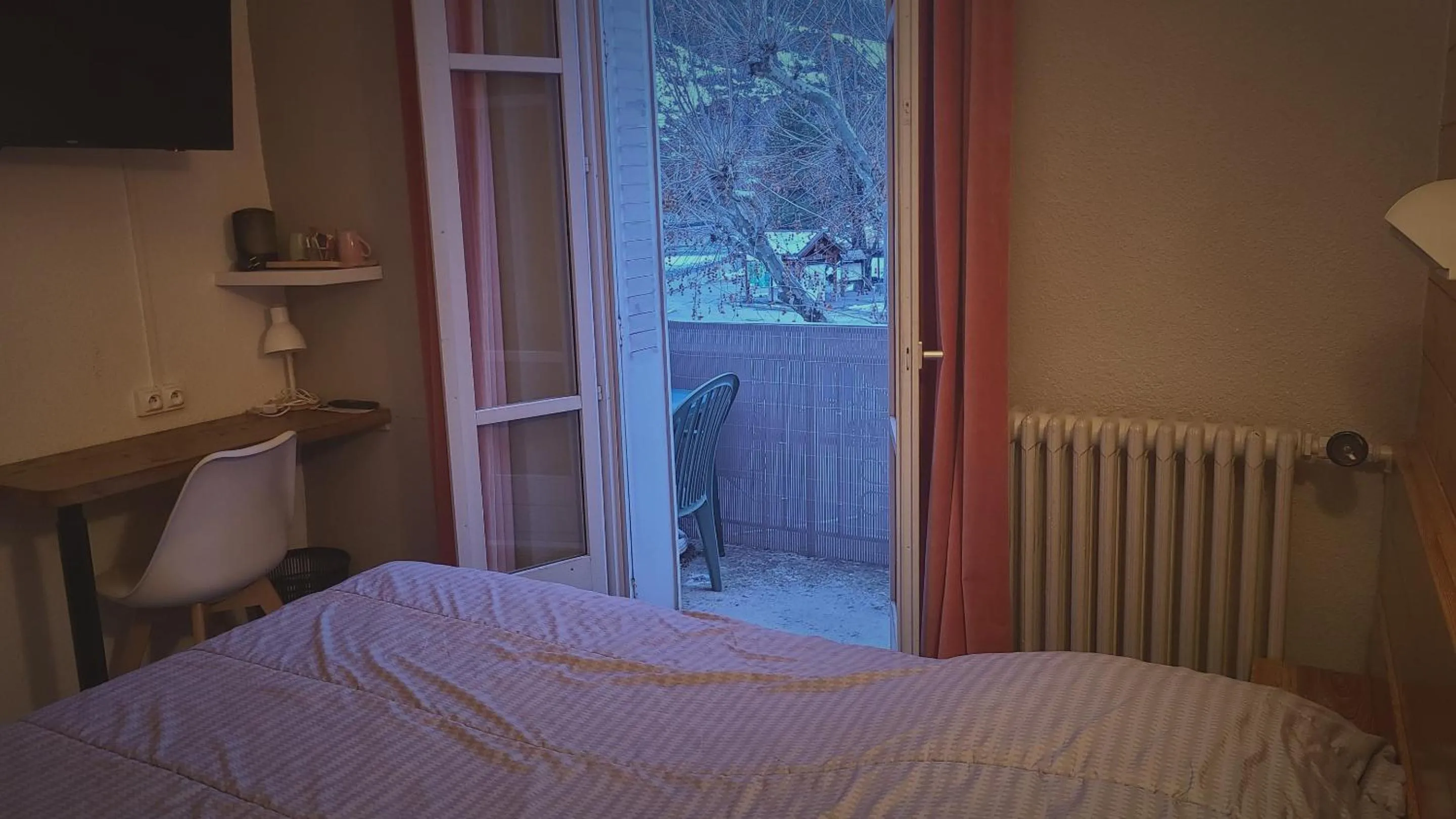 Bedroom, Bed in Hotel Glaizette