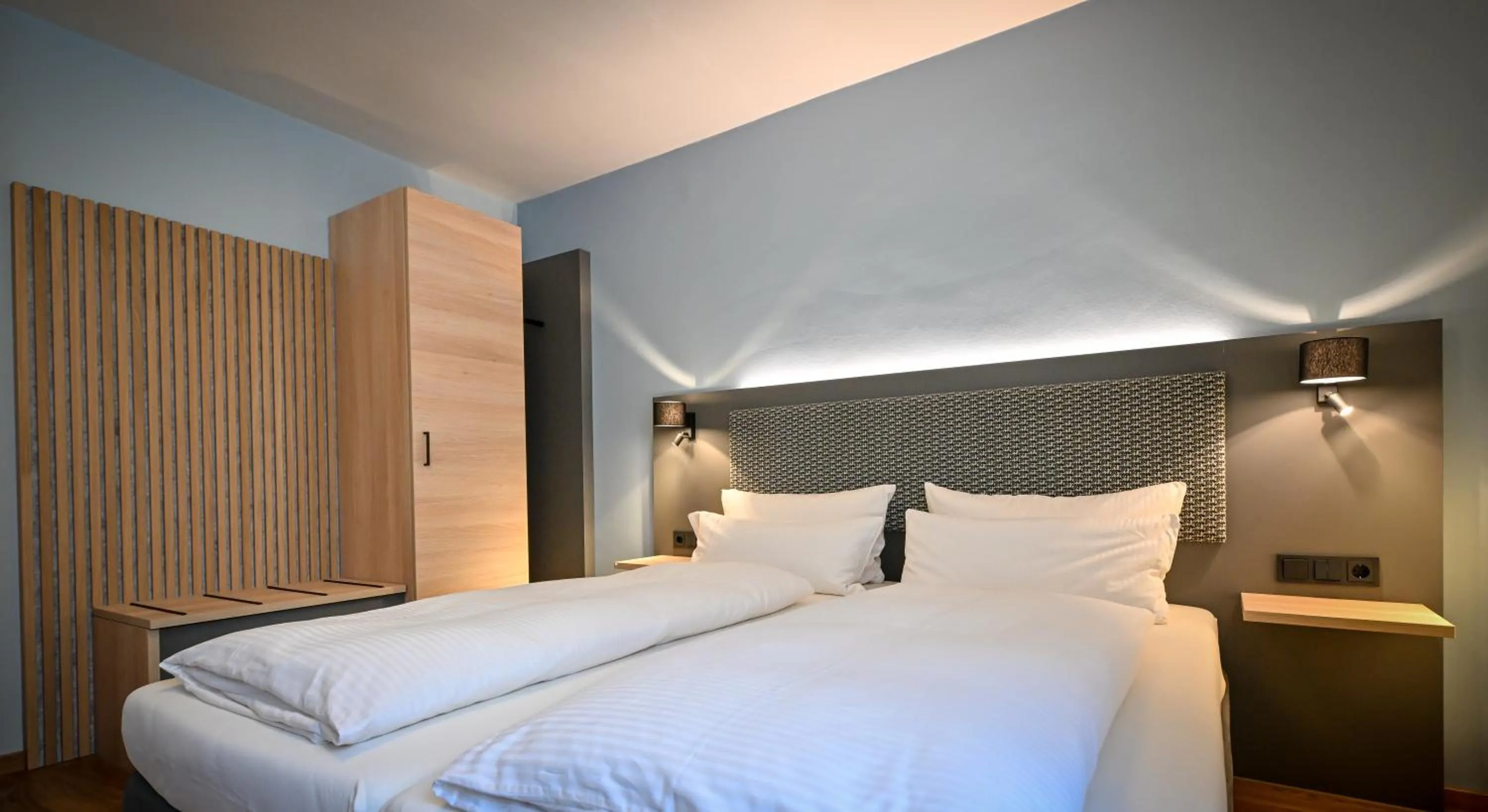 Bed in Hotel Mainblick Garni