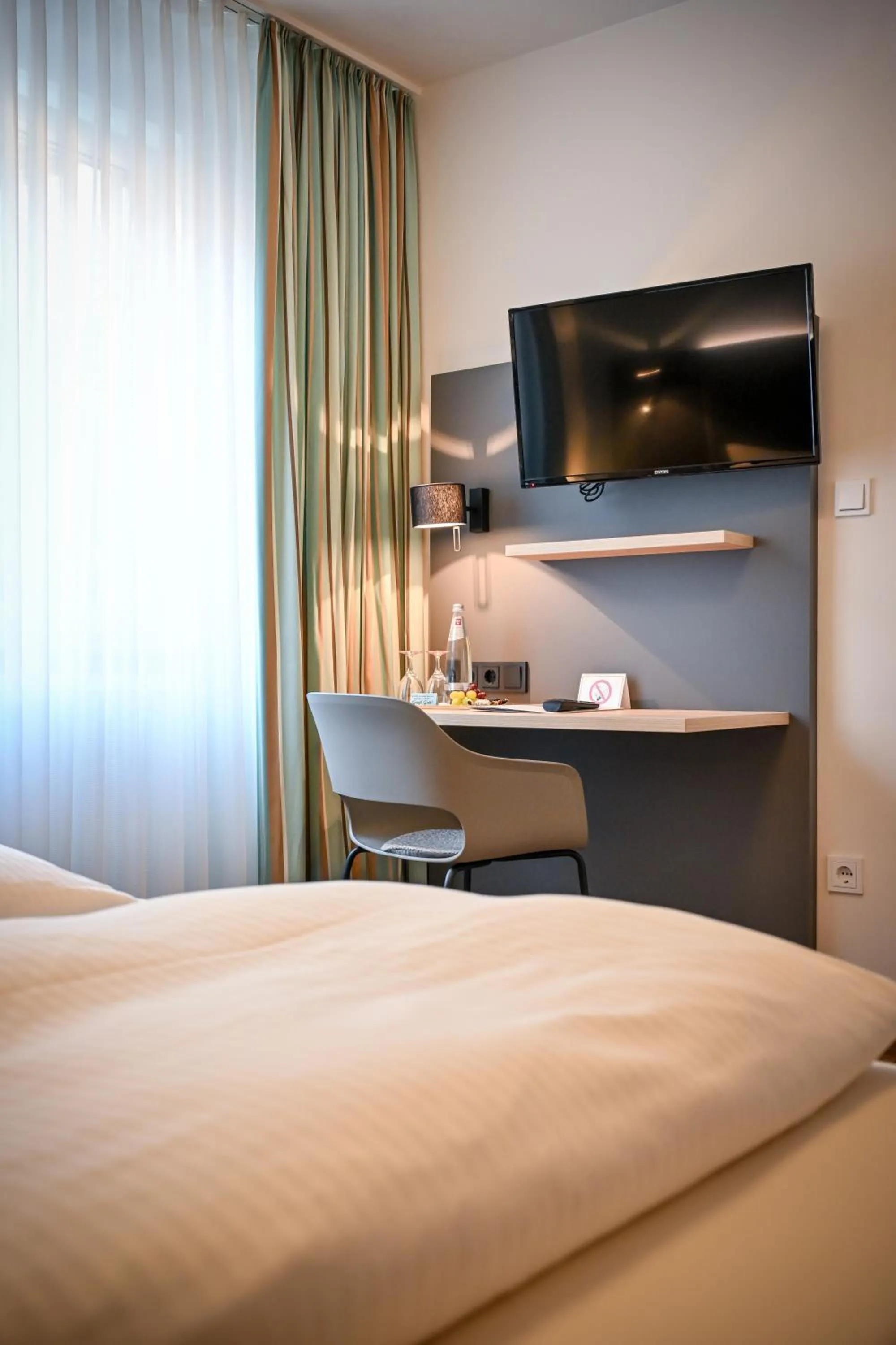 Bed in Hotel Mainblick Garni